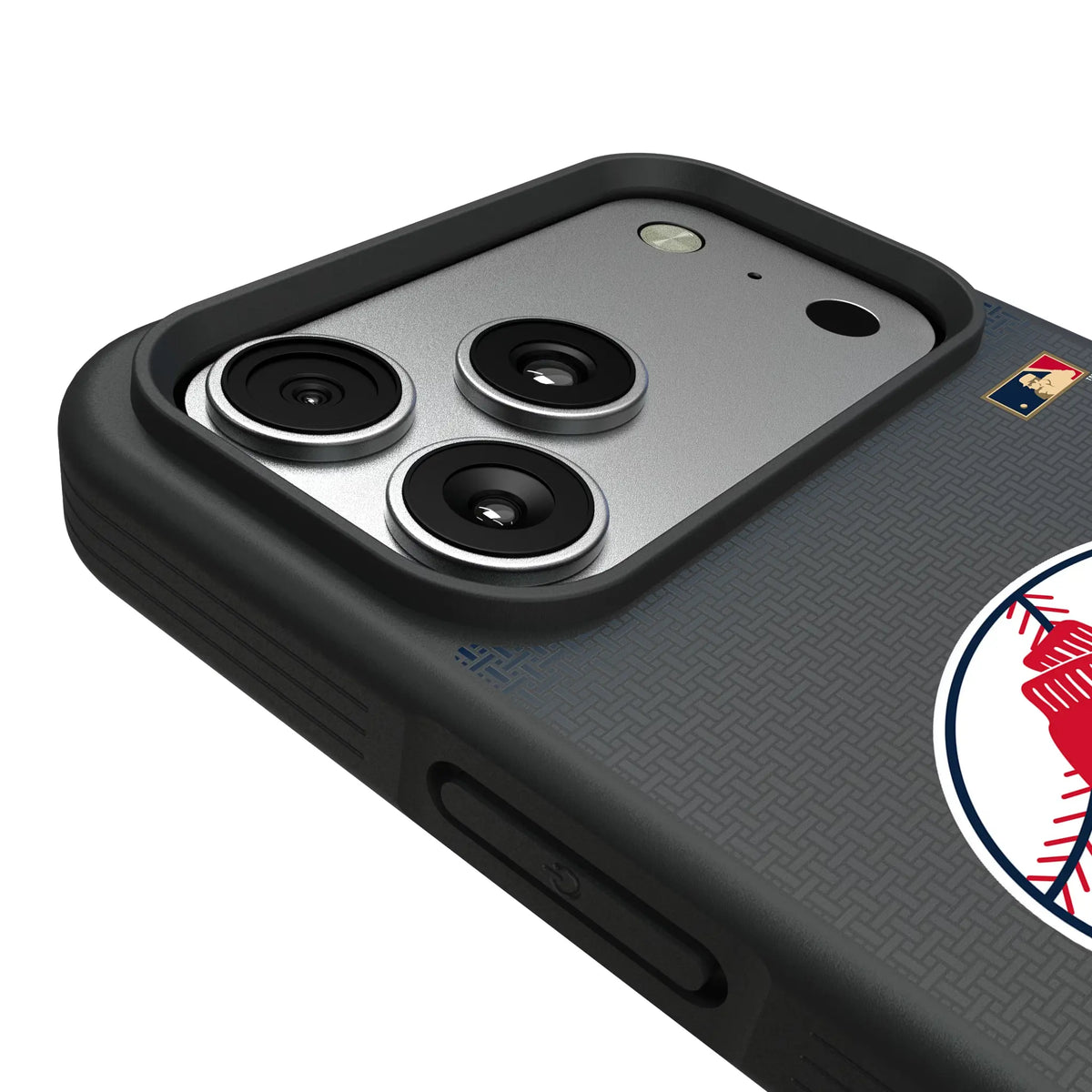 Boston Red Sox 1970-1975 - Cooperstown Collection Linen iPhone Bump Phone Case for Apple iPhone - Detail#Device_iPhone 17 Pro Max