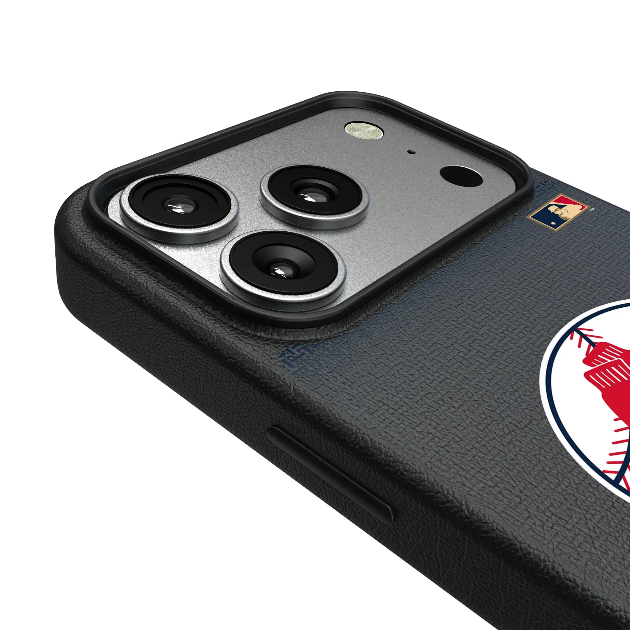 Boston Red Sox 1970-1975 - Cooperstown Collection Linen iPhone MagSafe Compatible Phone Case for Apple iPhone - Detail#Device_iPhone 17 Pro