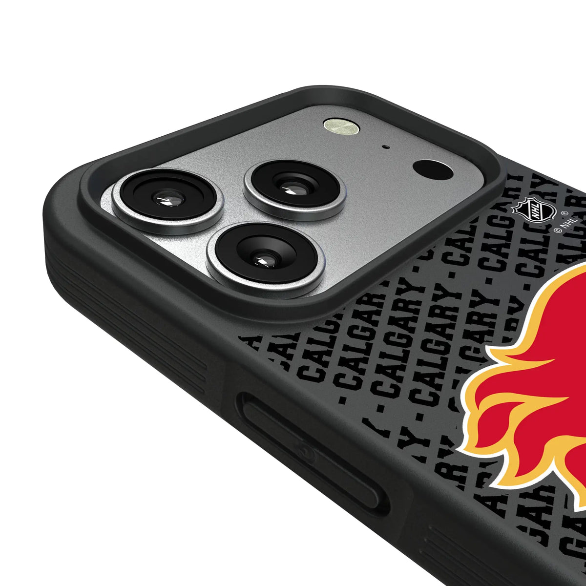 Calgary Flames Personalized EndZone Plus iPhone Bump Phone Case for Apple iPhone - Detail#Device_iPhone 17 Pro