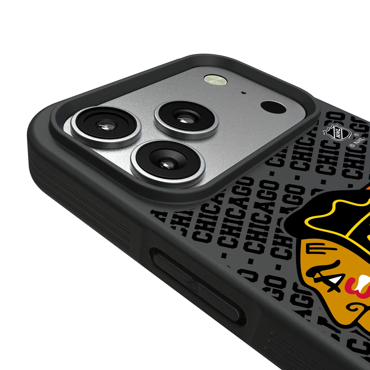 Chicago Blackhawks Personalized EndZone Plus iPhone Bump Phone Case for Apple iPhone - Detail#Device_iPhone 17 Pro