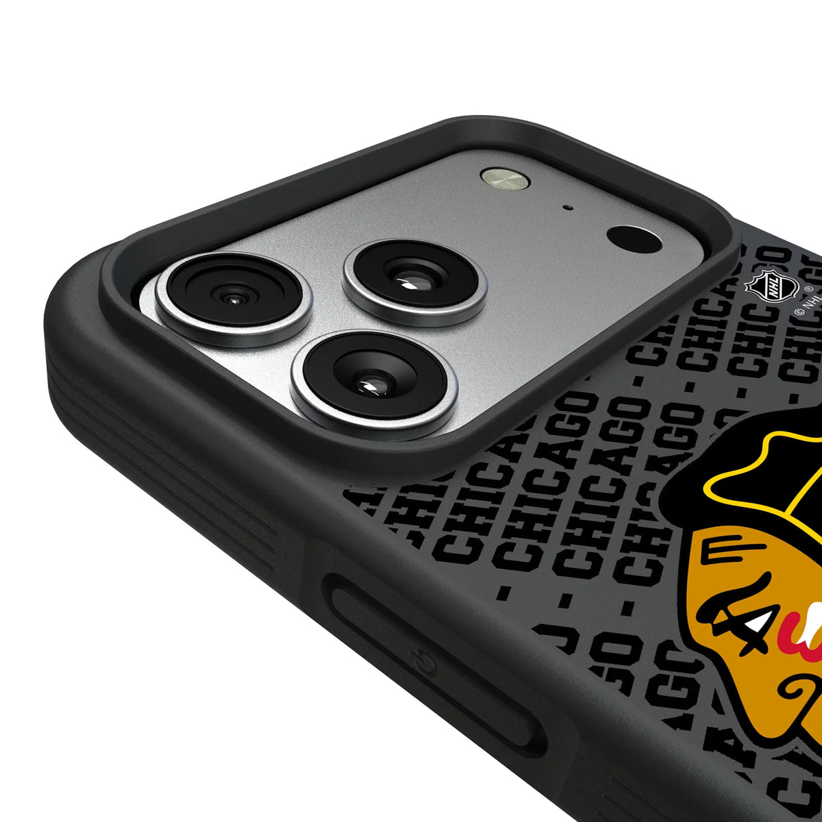 Chicago Blackhawks Personalized EndZone Plus iPhone Bump Phone Case for Apple iPhone - Detail#Device_iPhone 17 Pro Max