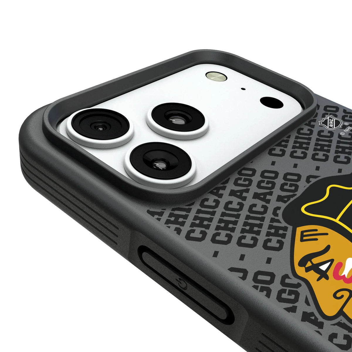 Chicago Blackhawks Personalized EndZone Plus iPhone Bump Phone Case for Apple iPhone - Detail#Device_iPhone 18 Pro Max