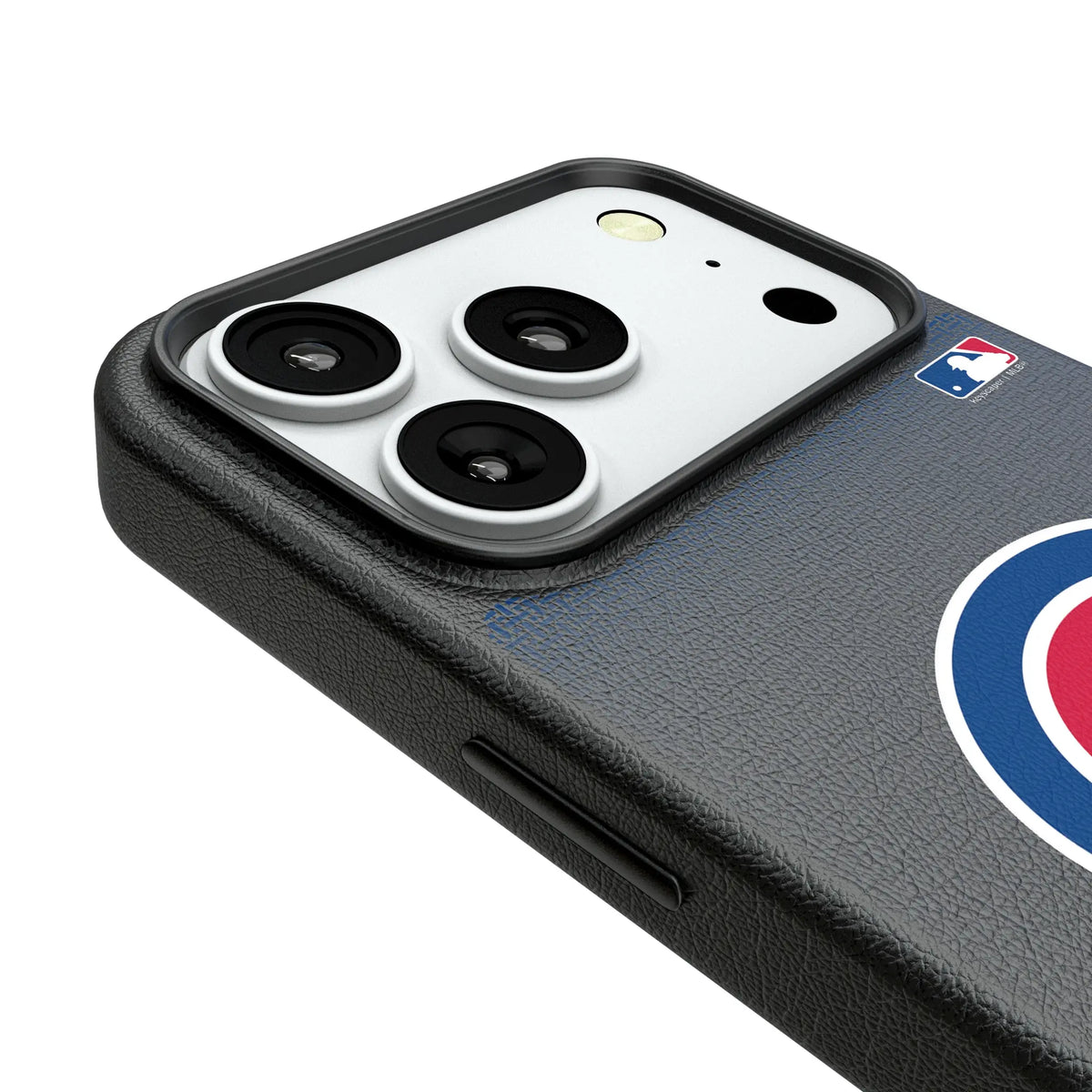 Chicago Cubs Linen iPhone MagSafe Compatible Phone Case for Apple iPhone - Detail#Device_iPhone 18 Pro