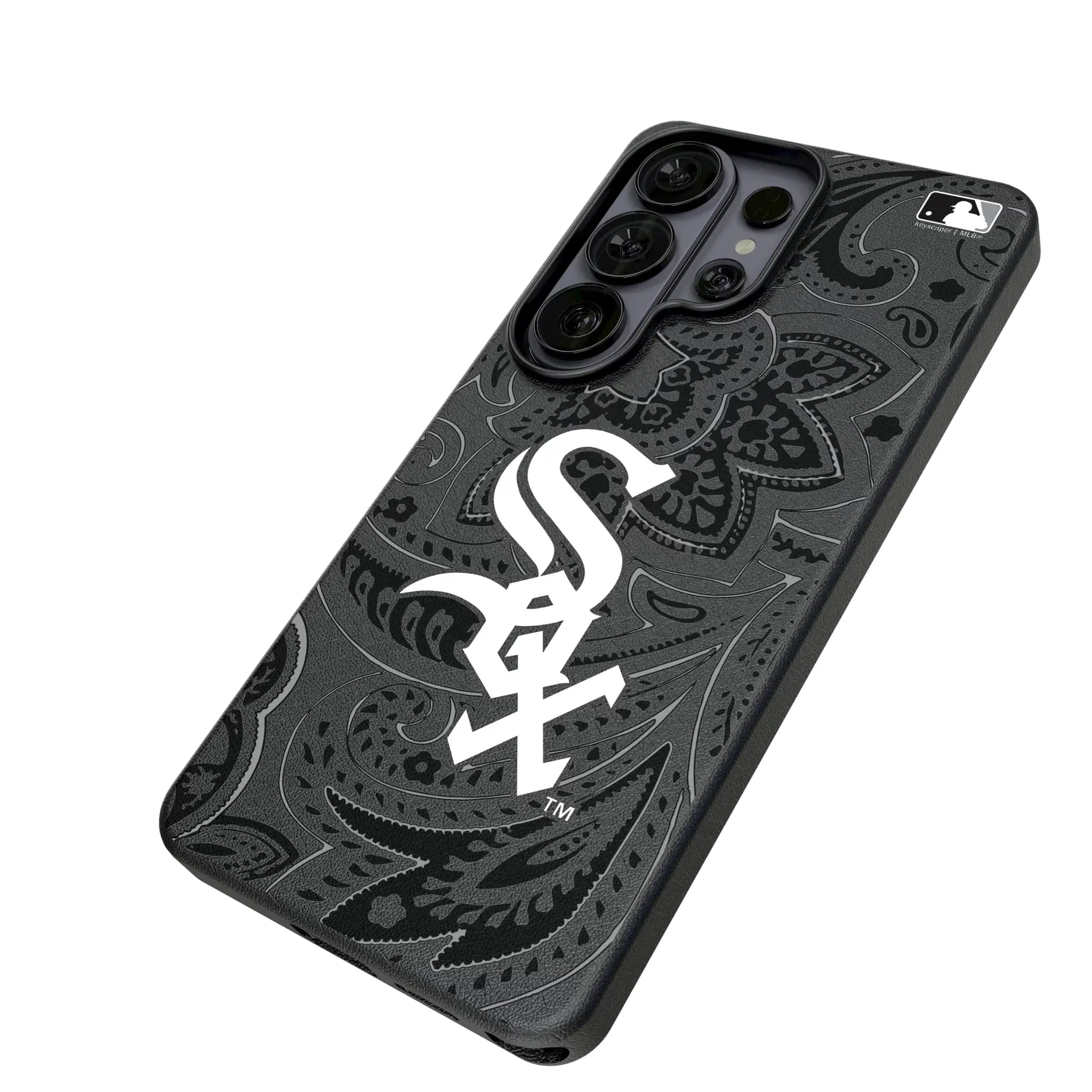 Chicago White Sox Paisley Galaxy MagSafe Compatible Phone Case for Samsung Galaxy - Isometric View#Device_Galaxy S26 Ultra