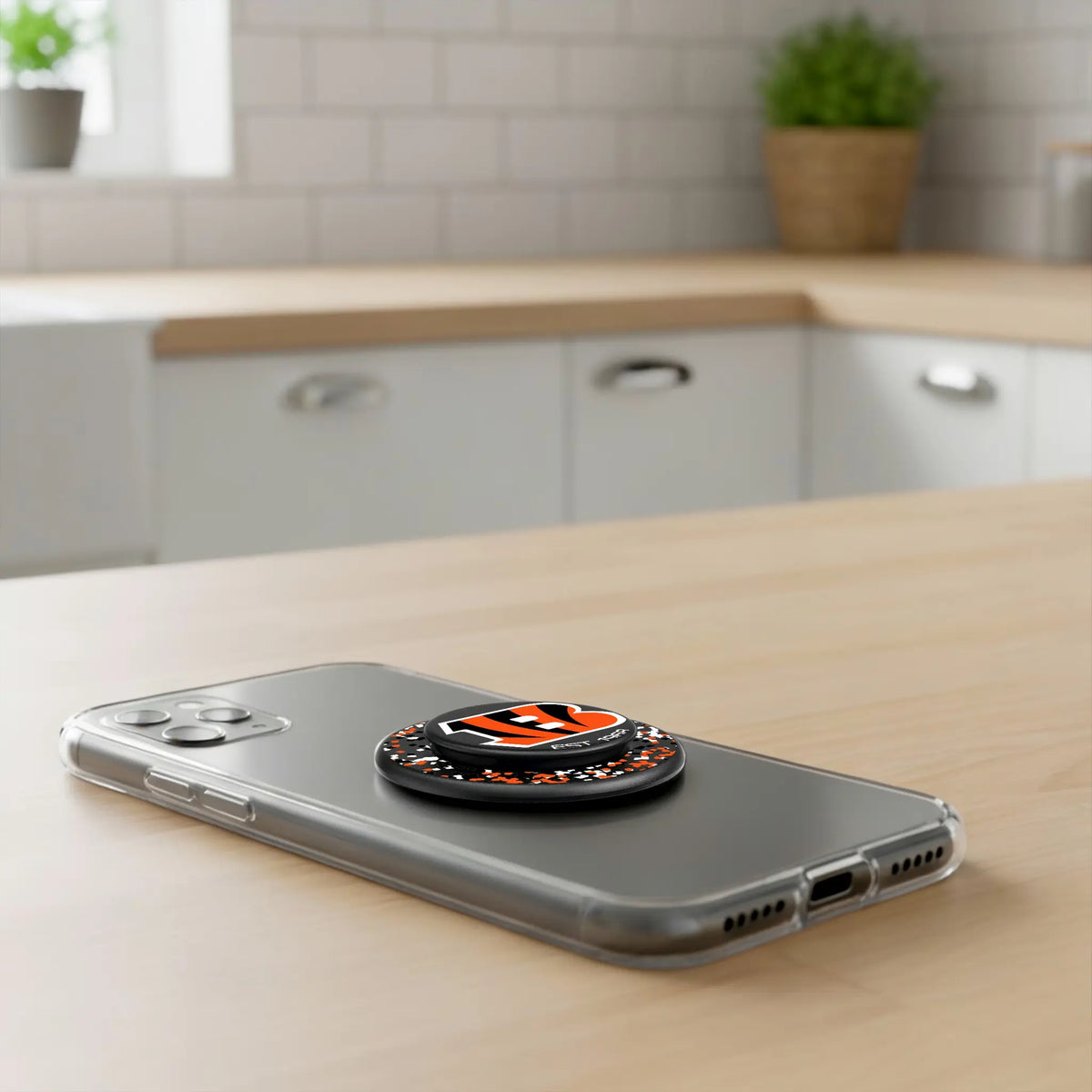 Cincinnati Bengals Confetti Popsockets Round Magnetic - Lifestyle