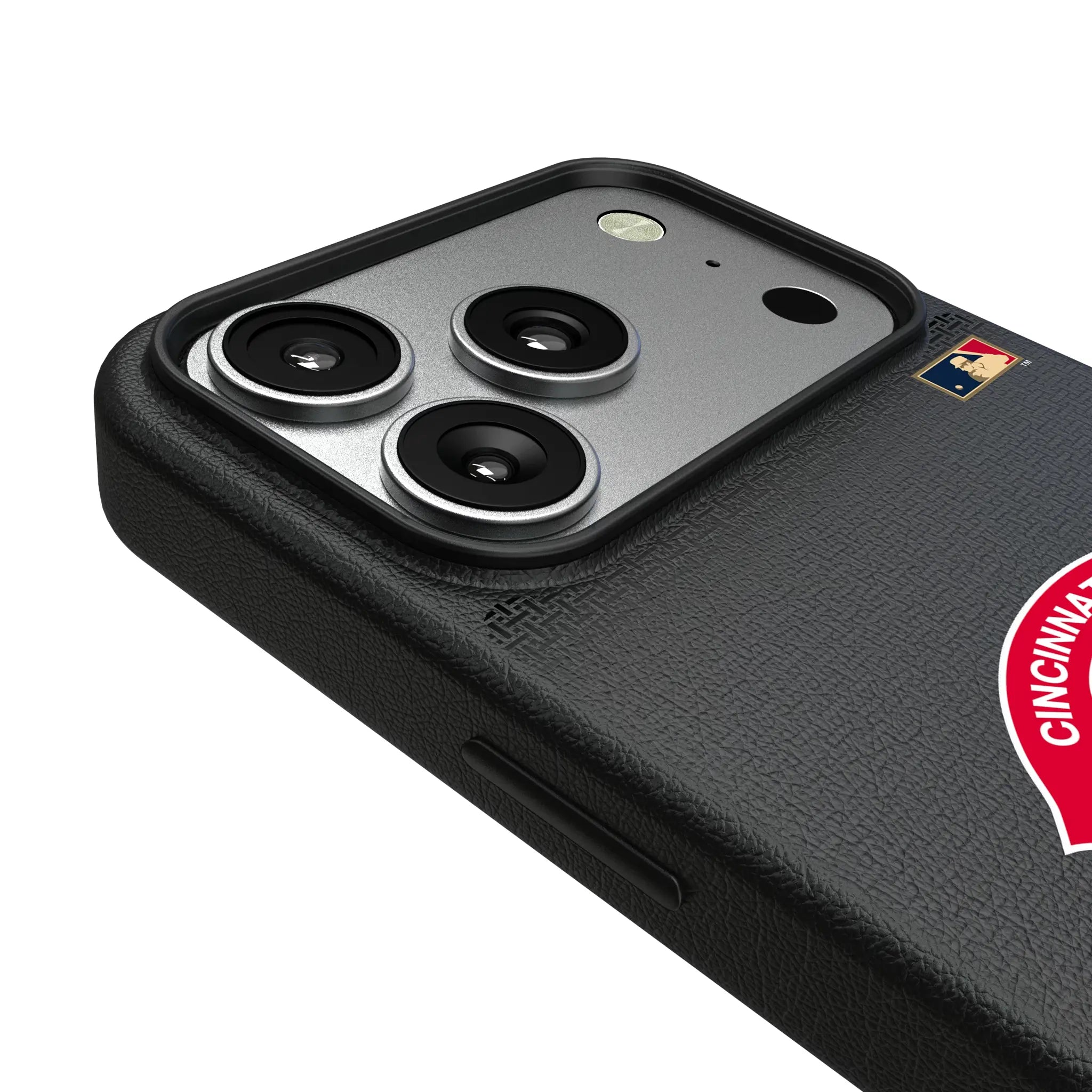 Cincinnati Reds 1974-1992 - Cooperstown Collection Linen iPhone MagSafe Compatible Phone Case for Apple iPhone - Detail#Device_iPhone 17 Pro