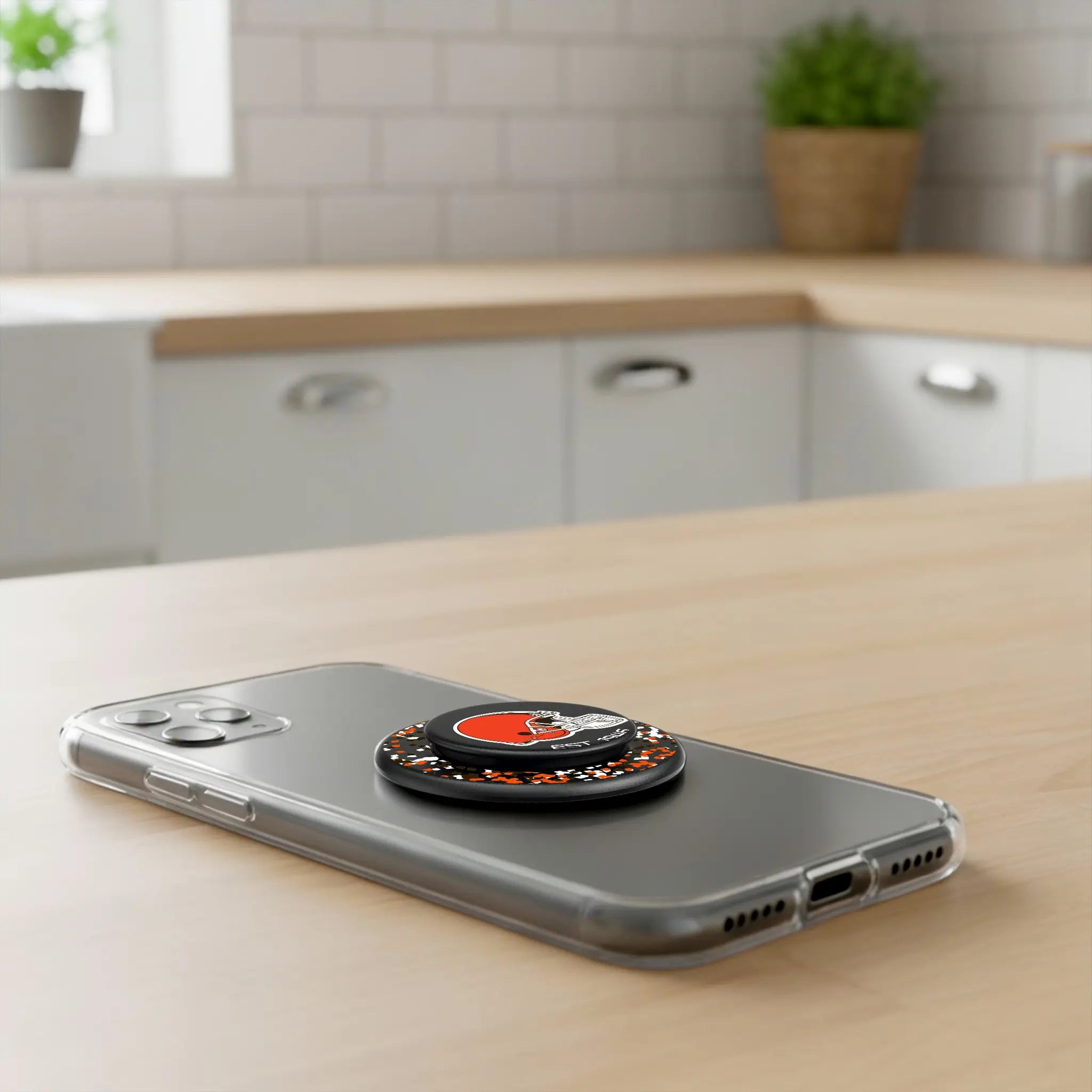 Cleveland Browns Confetti Popsockets Round Magnetic - Lifestyle