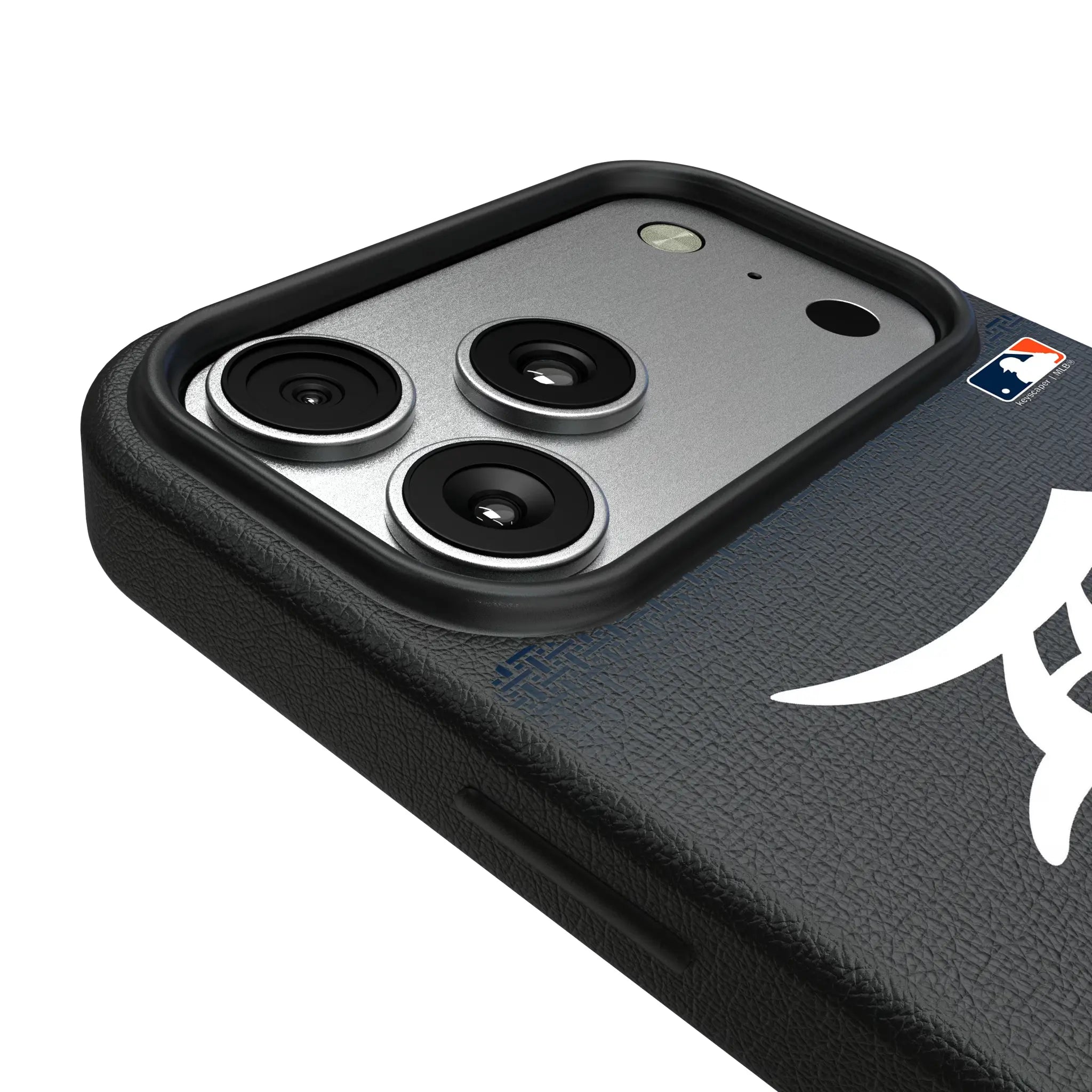 Detroit Tigers Linen iPhone MagSafe Compatible Phone Case for Apple iPhone - Detail#Device_iPhone 17 Pro Max