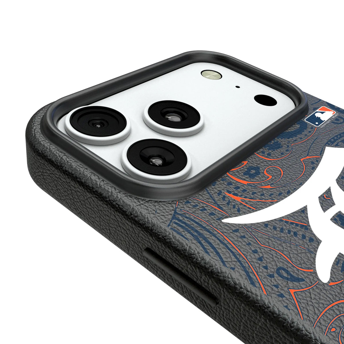 Detroit Tigers Paisley iPhone MagSafe Compatible Phone Case for Apple iPhone - Detail#Device_iPhone 18 Pro Max