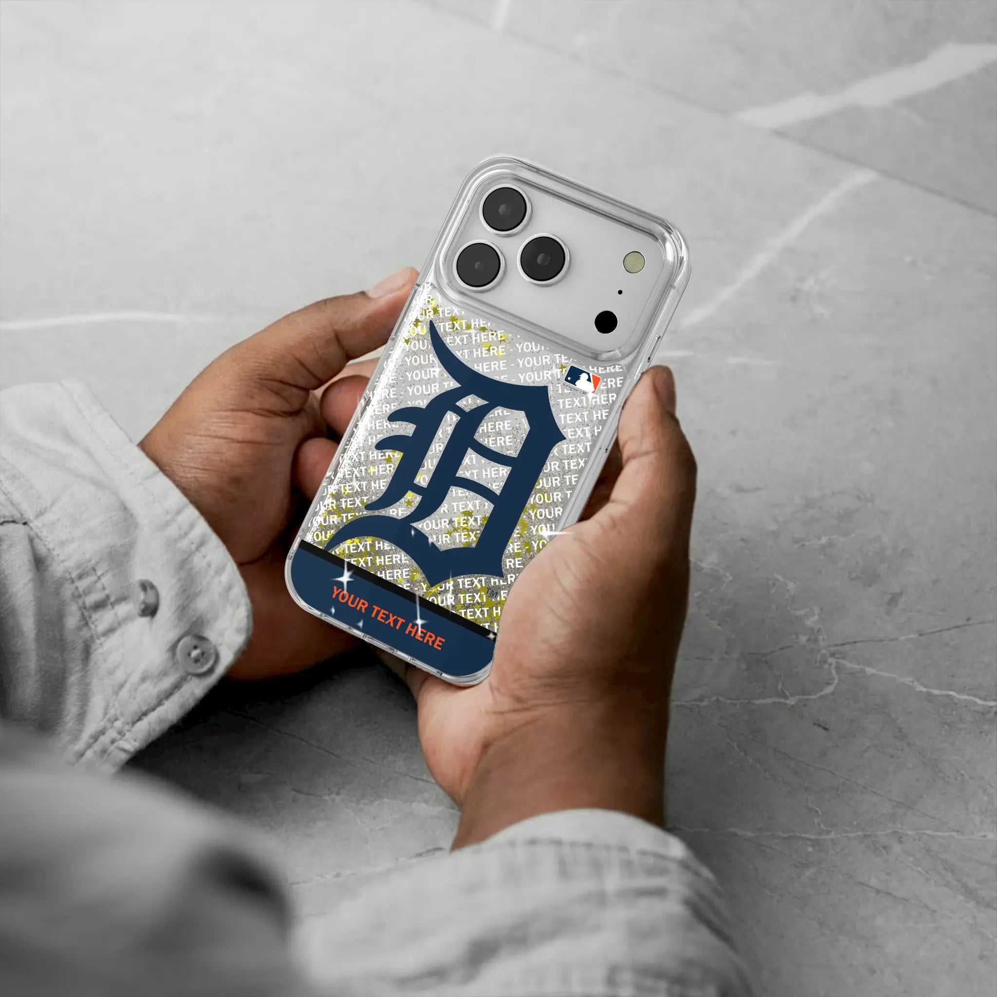 Detroit Tigers Personalized EndZone Plus iPhone Glitter Phone Case for Apple iPhone - Lifestyle#Device_iPhone 17 Pro