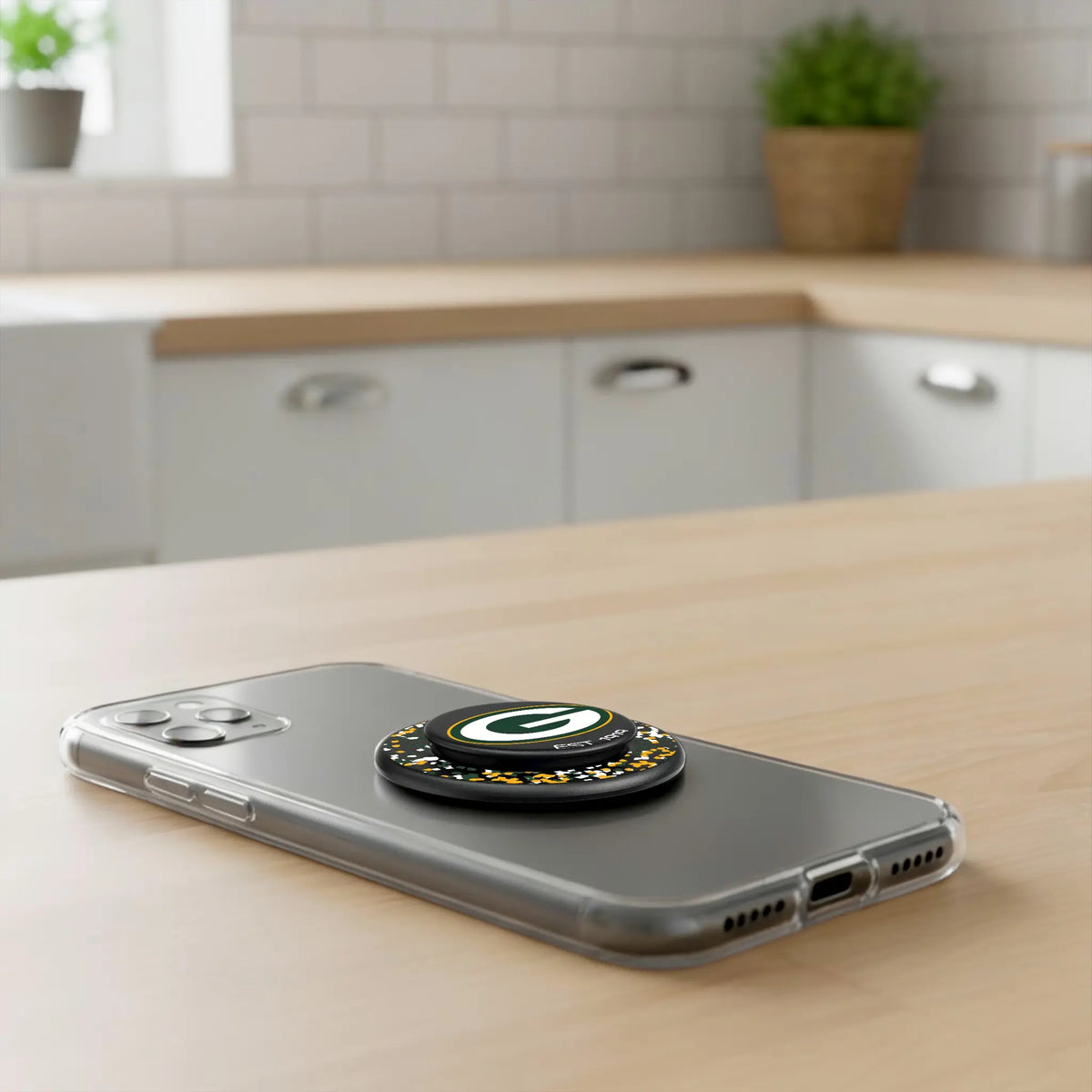 Green Bay Packers Confetti Popsockets Round Magnetic - Lifestyle