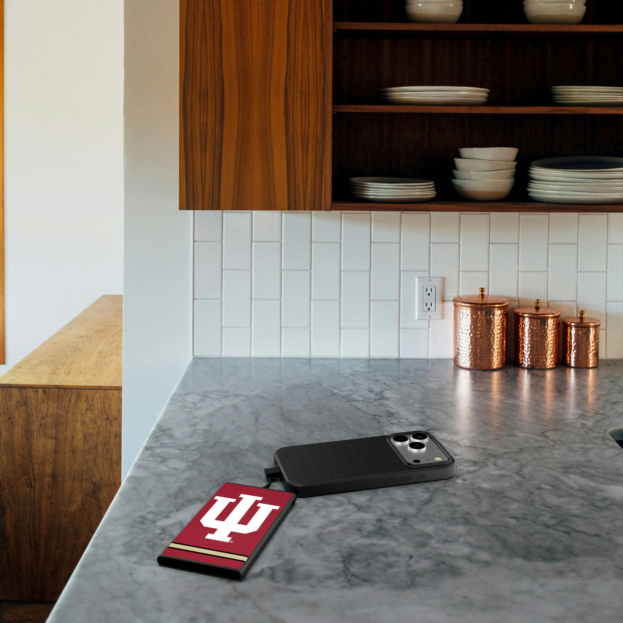Indiana University Hoosiers Stripe 5000mAh Flat Powerbank - Lifestyle