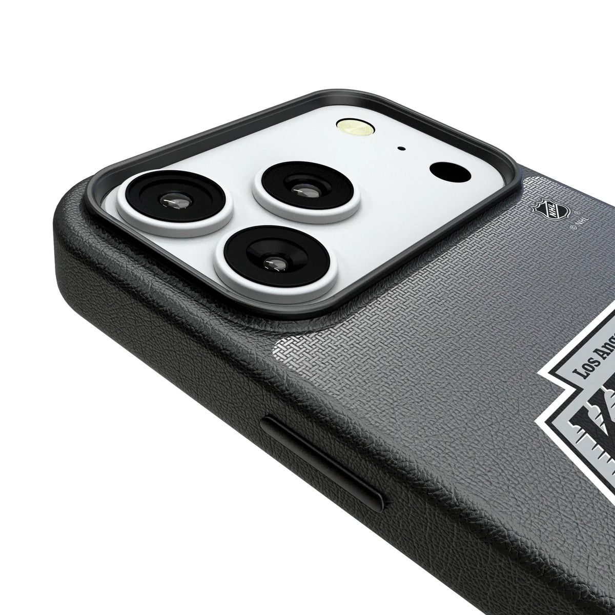 LA Kings Linen iPhone MagSafe Compatible Phone Case for Apple iPhone - Detail#Device_iPhone 18 Pro