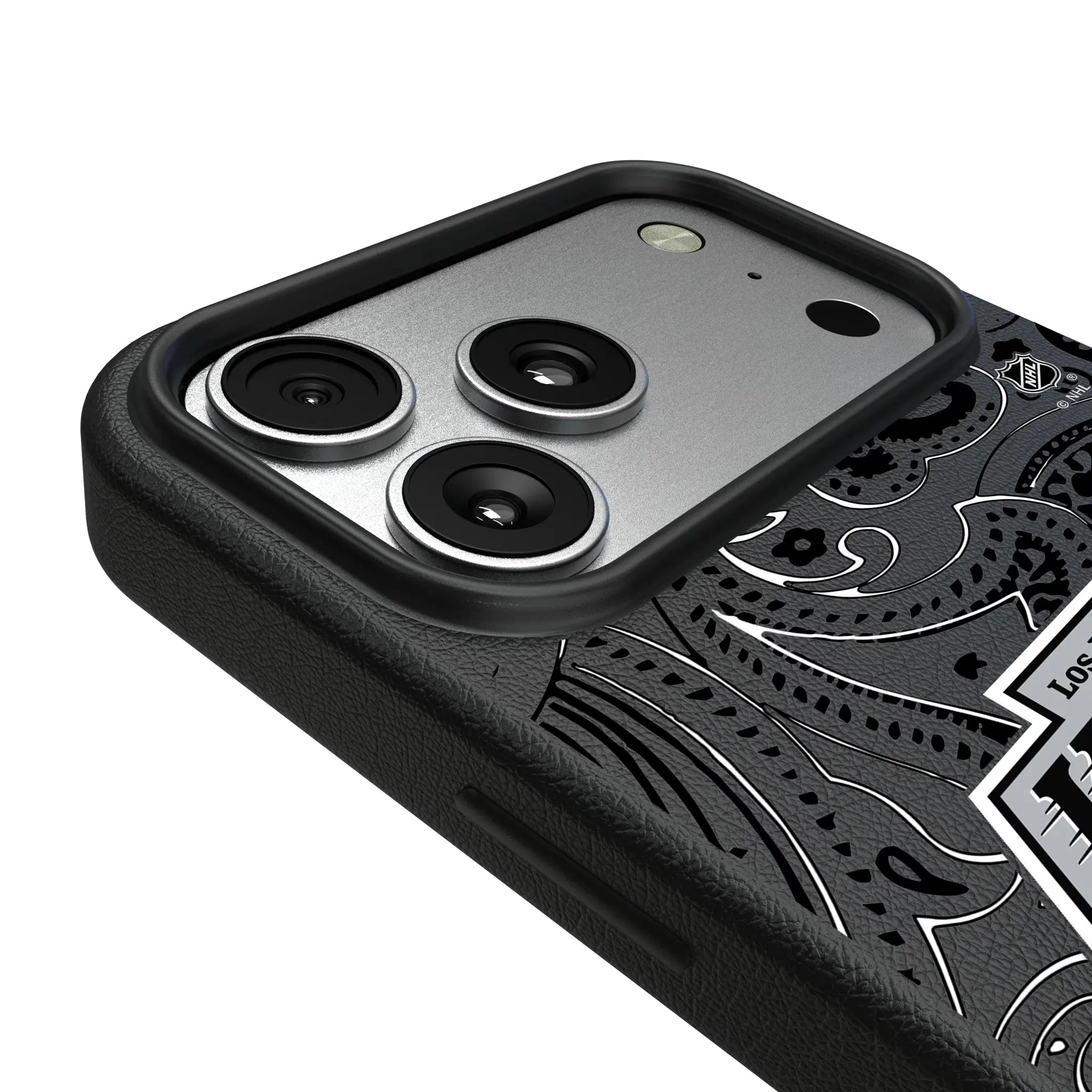 LA Kings Paisley iPhone MagSafe Compatible Phone Case for Apple iPhone - Detail#Device_iPhone 17 Pro Max