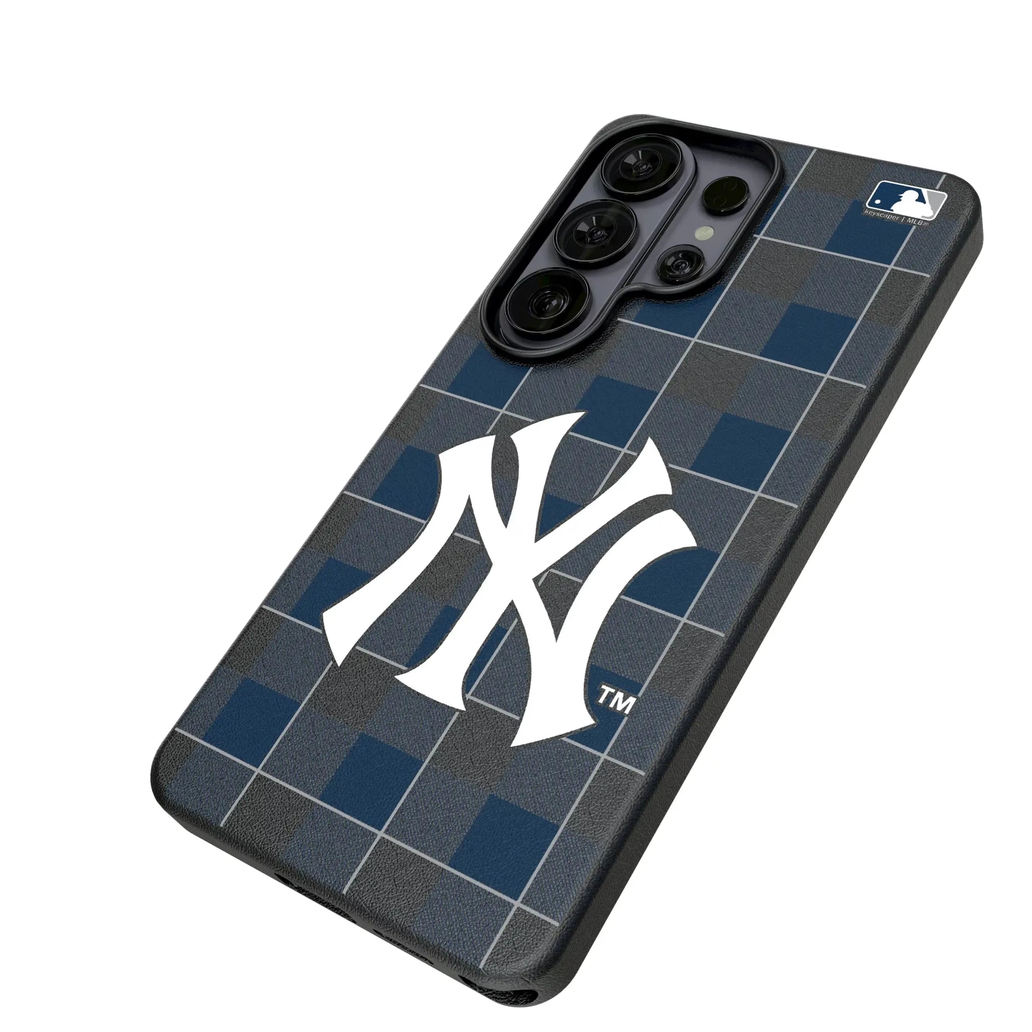 New York Yankees Plaid Galaxy MagSafe Compatible Phone Case for Samsung Galaxy - Isometric View#Device_Galaxy S26 Ultra