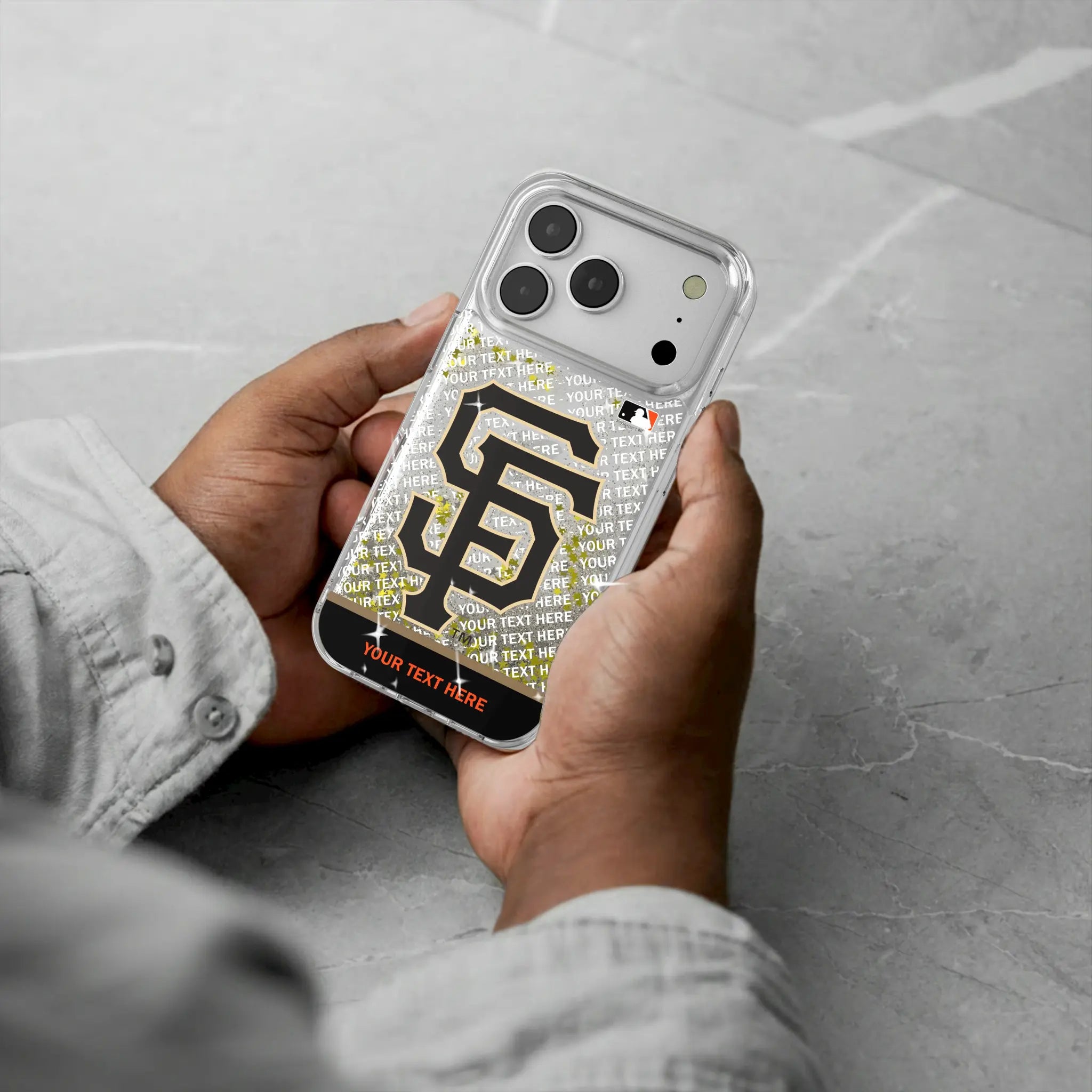 San Francisco Giants Personalized EndZone Plus iPhone Glitter Phone Case for Apple iPhone - Lifestyle#Device_iPhone 17 Pro