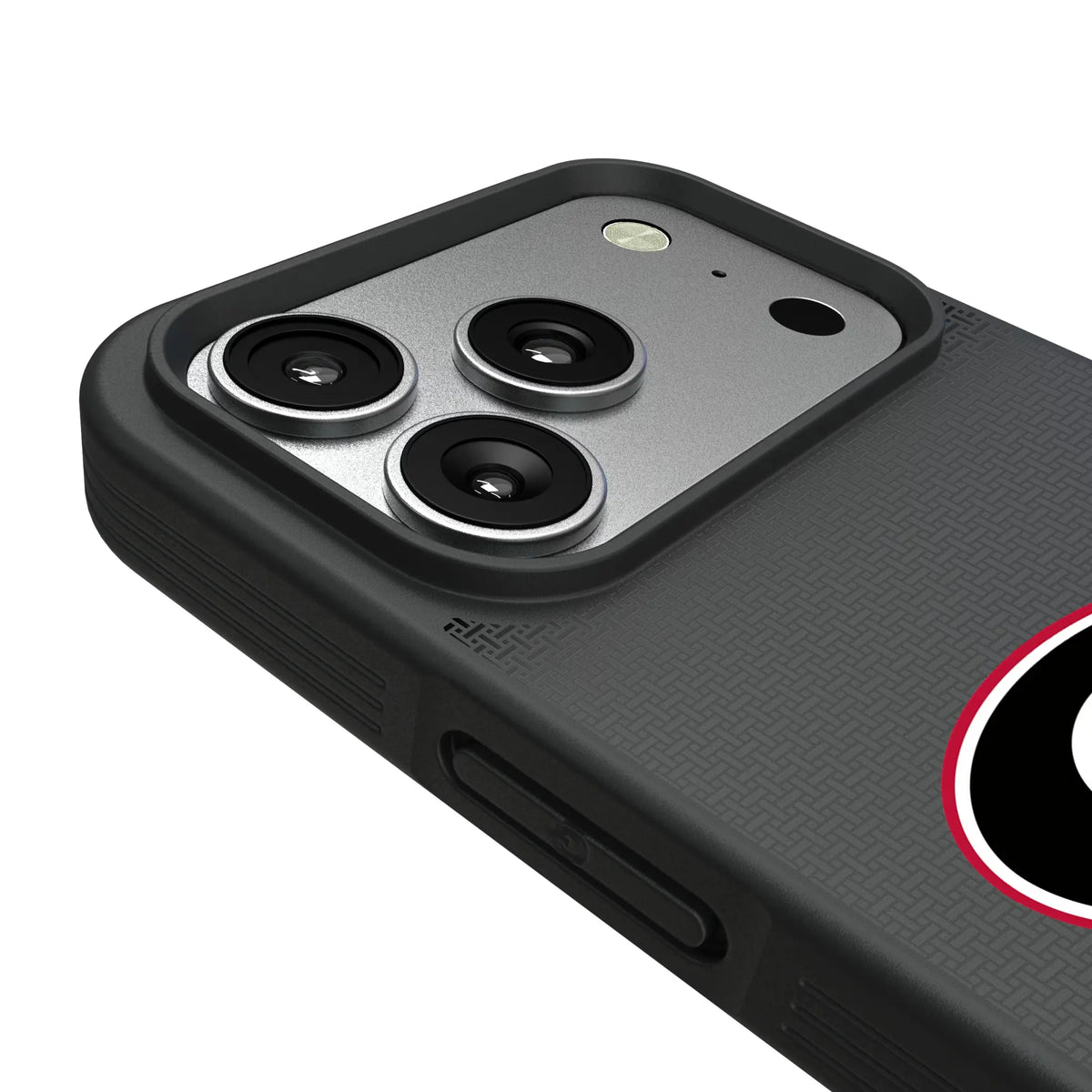 University of Georgia Bulldogs Linen iPhone Bump Phone Case for Apple iPhone - Detail#Device_iPhone 17 Pro
