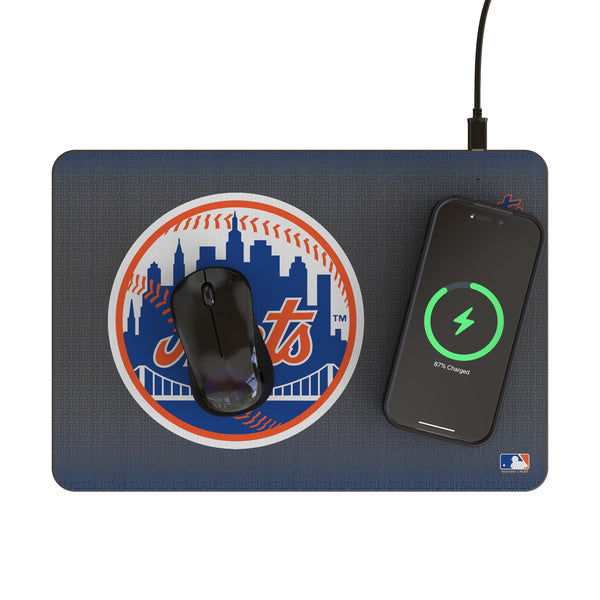 New York Mets Linen 15-Watt Wireless Charger and Mouse Pad Lifestyle.Jpg