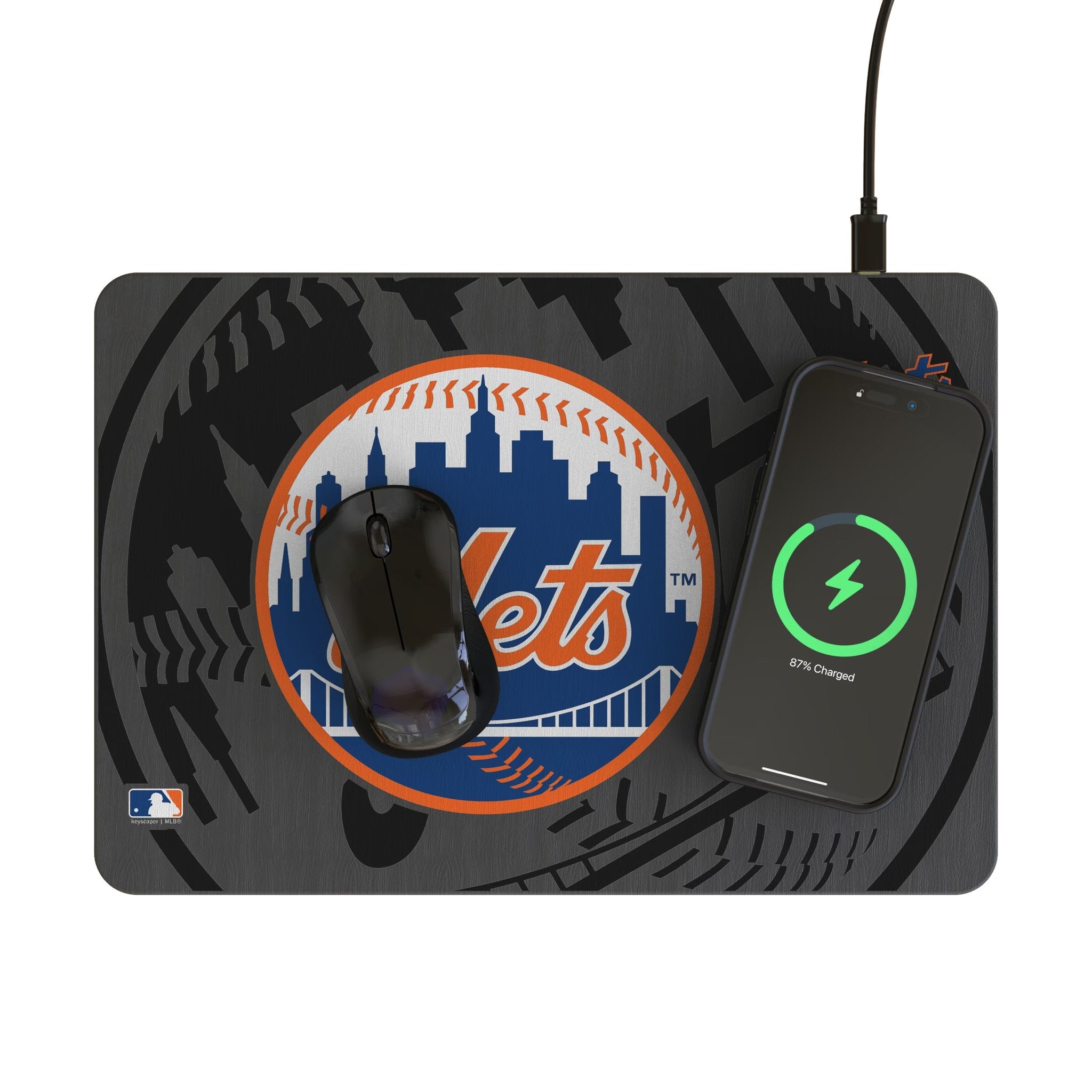 New York Mets Monocolor Tilt 15-Watt Wireless Charger and Mouse Pad Lifestyle.Jpg