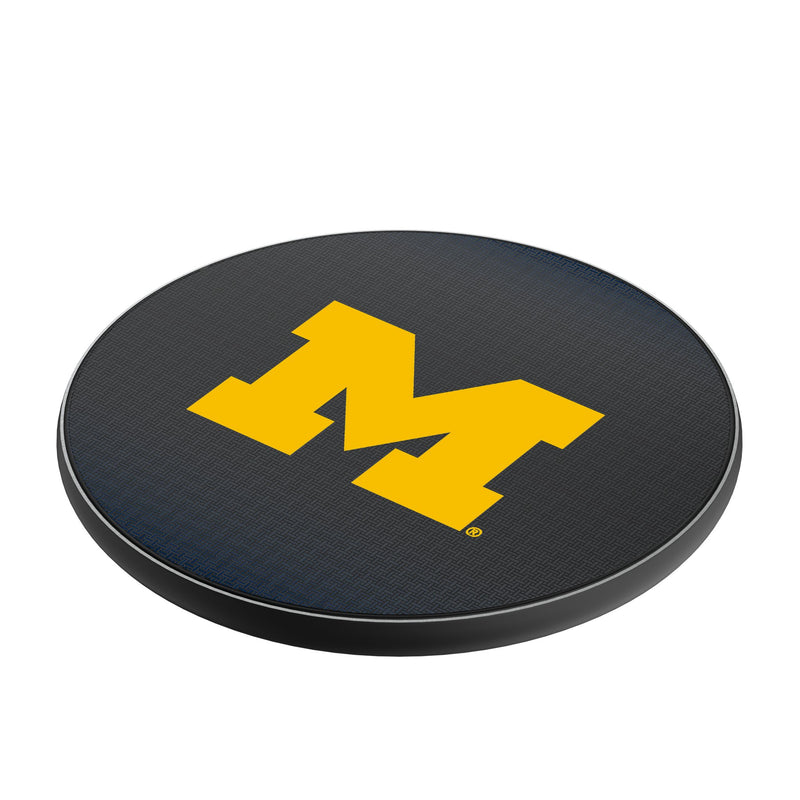 University of Michigan Wolverines Linen 15-Watt Wireless Charger Iso.Jpg
