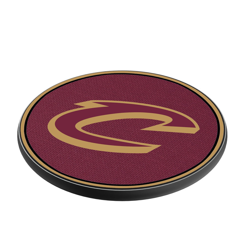 Cleveland Cavaliers Solid 15-Watt Wireless Charger Iso.Jpg