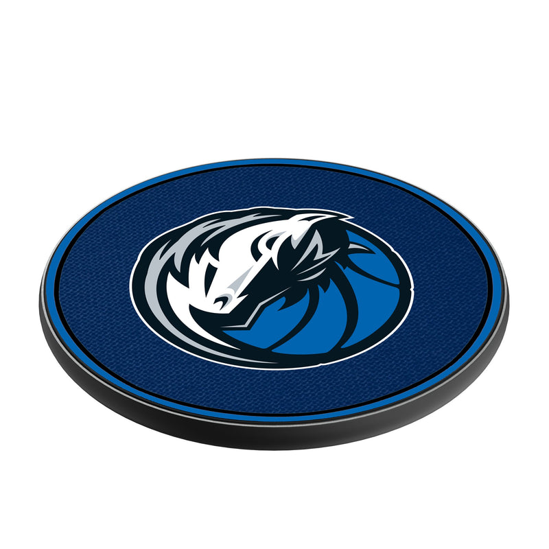 Dallas Mavericks Solid 15-Watt Wireless Charger Iso.Jpg