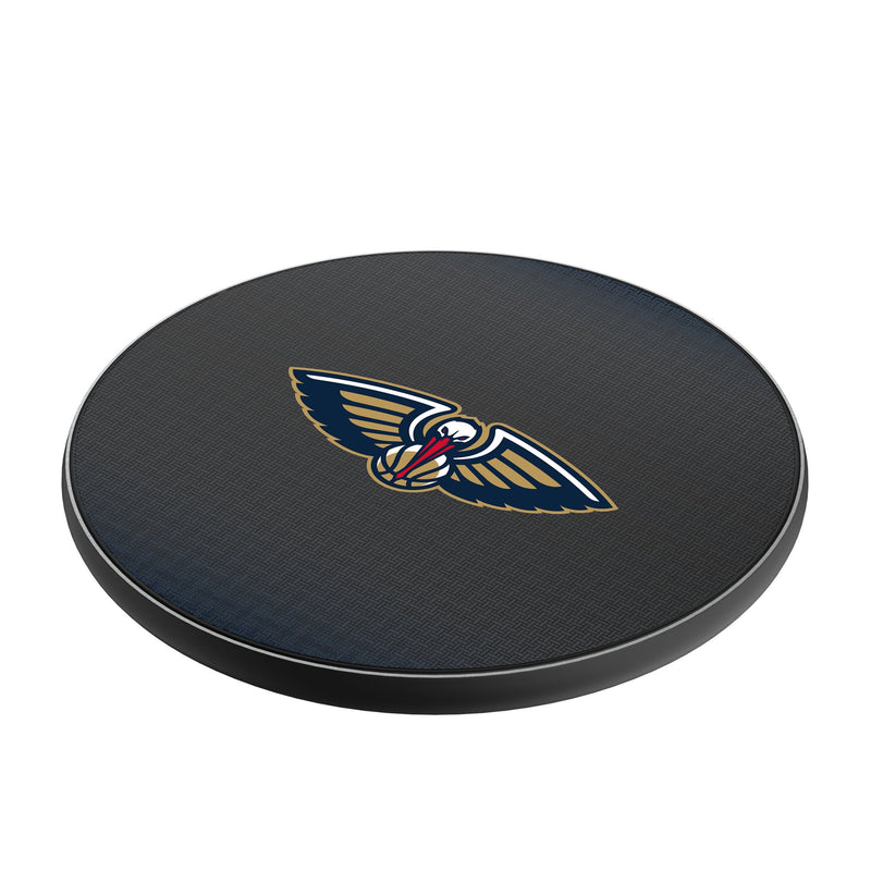 New Orleans Pelicans Linen 15-Watt Wireless Charger Iso.Jpg