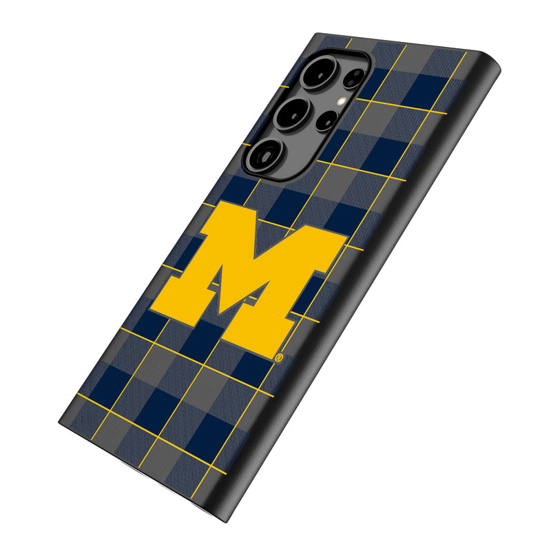 University of Michigan Wolverines Plaid Galaxy MagSafe Compatible Phone Case Iso.Jpg