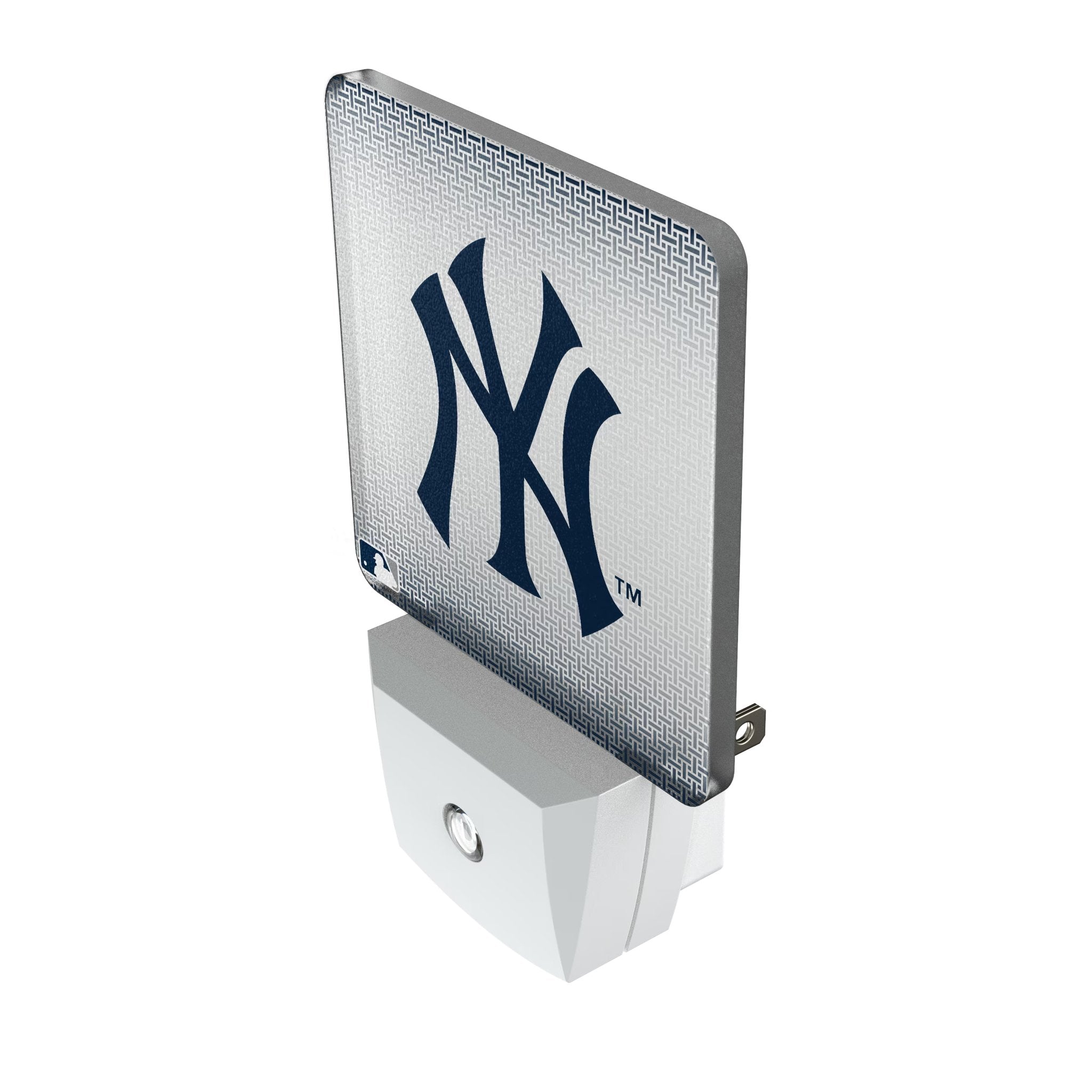New York Yankees Linen Night Light 2-Pack Iso.Jpg