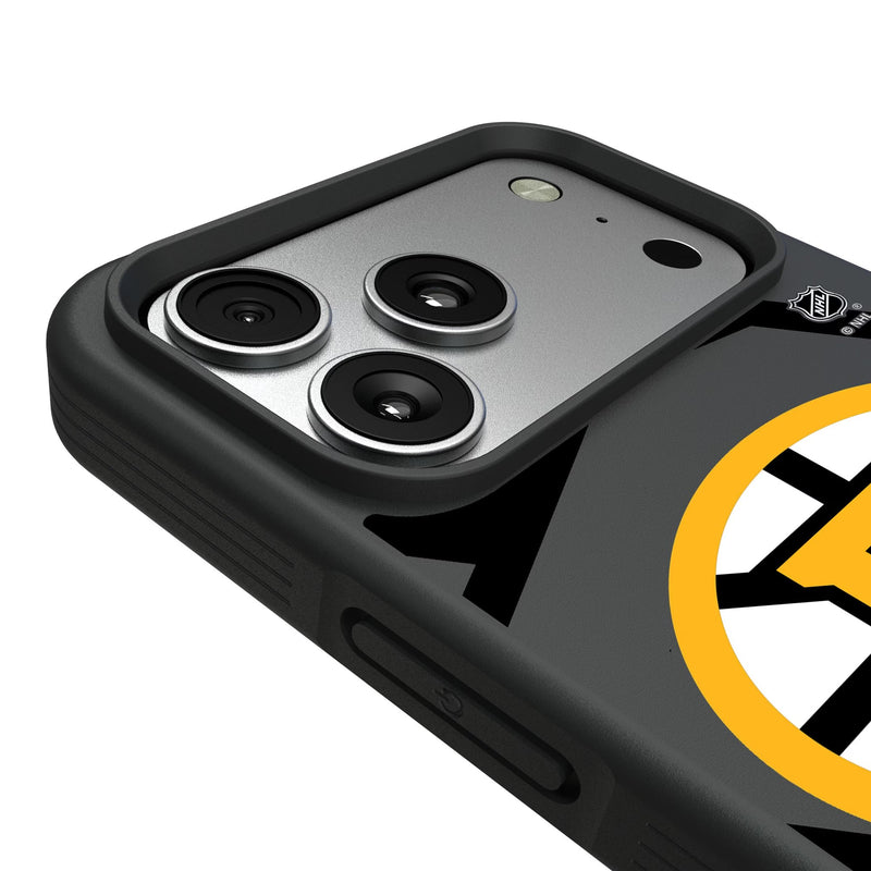 Boston Bruins Personalized Tilt iPhone Bump Phone Case for Apple iPhone Detail.Jpg