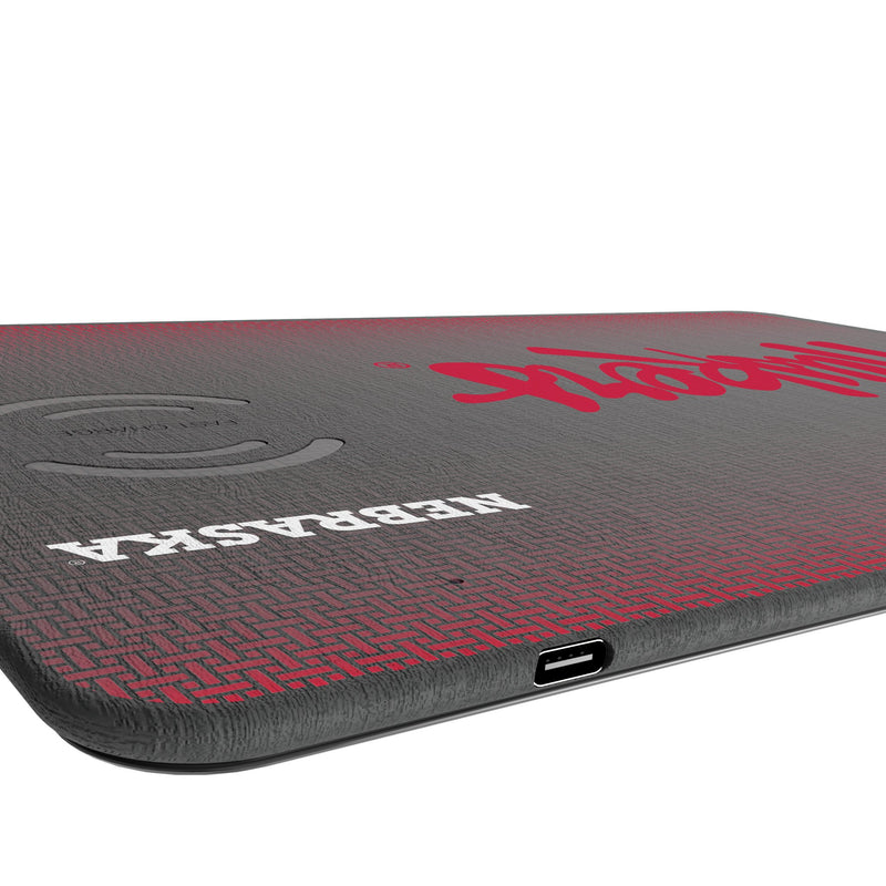 University of Nebraska Huskers Linen 15-Watt Wireless Charger and Mouse Pad Port.Jpg