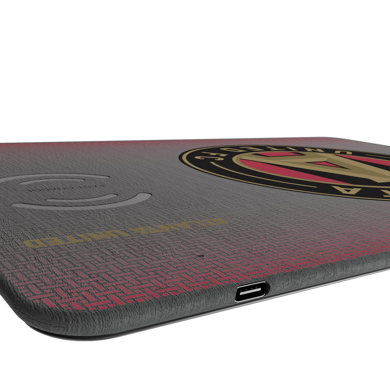 Atlanta United FC Linen 15-Watt Wireless Charger and Mouse Pad Port.Jpg