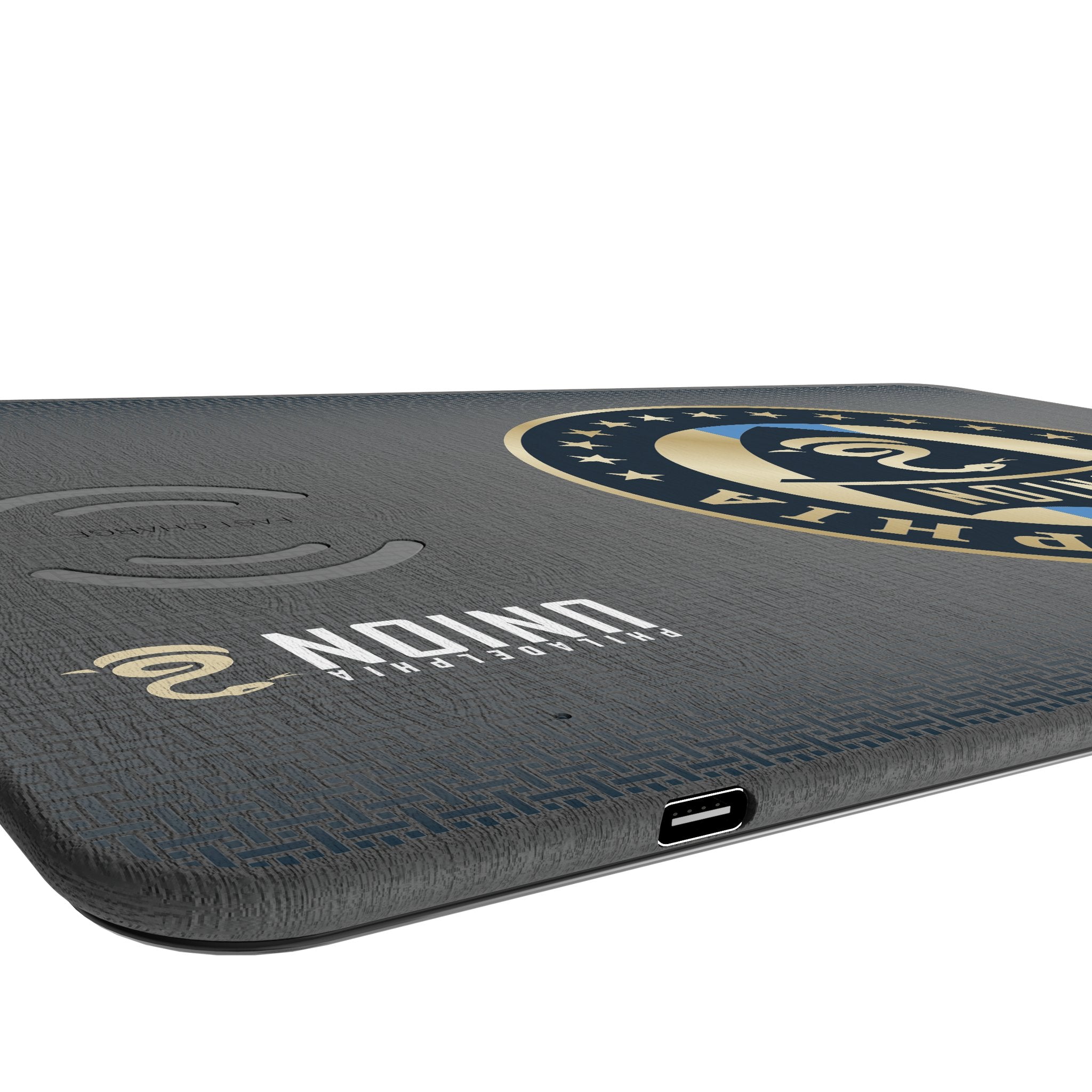 Philadelphia Union Linen 15-Watt Wireless Charger and Mouse Pad Port.Jpg