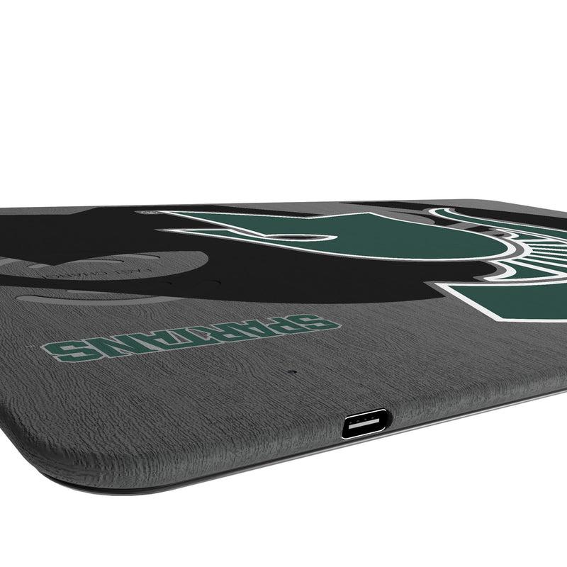 Michigan State University Spartans Monocolor Tilt 15-Watt Wireless Charger and Mouse Pad Port.Jpg
