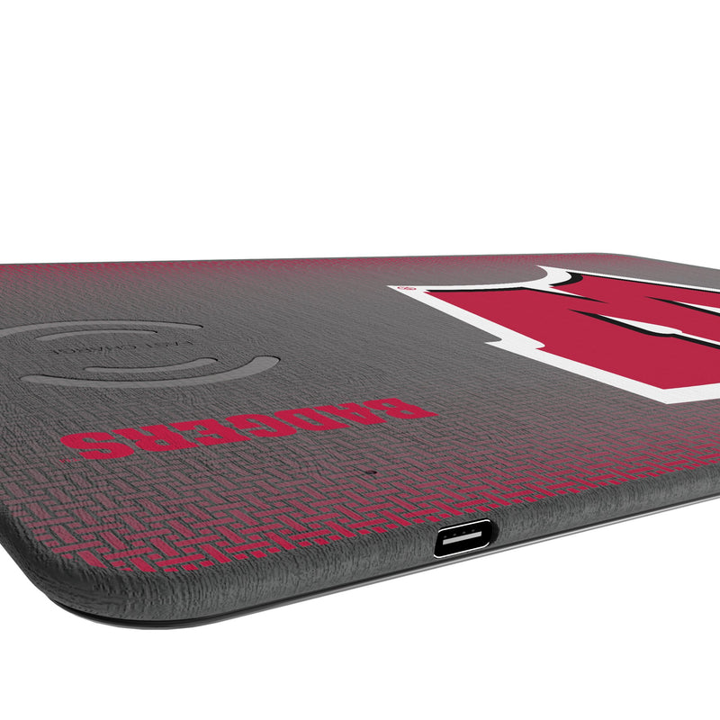 University of Wisconsin Badgers Linen 15-Watt Wireless Charger and Mouse Pad Port.Jpg