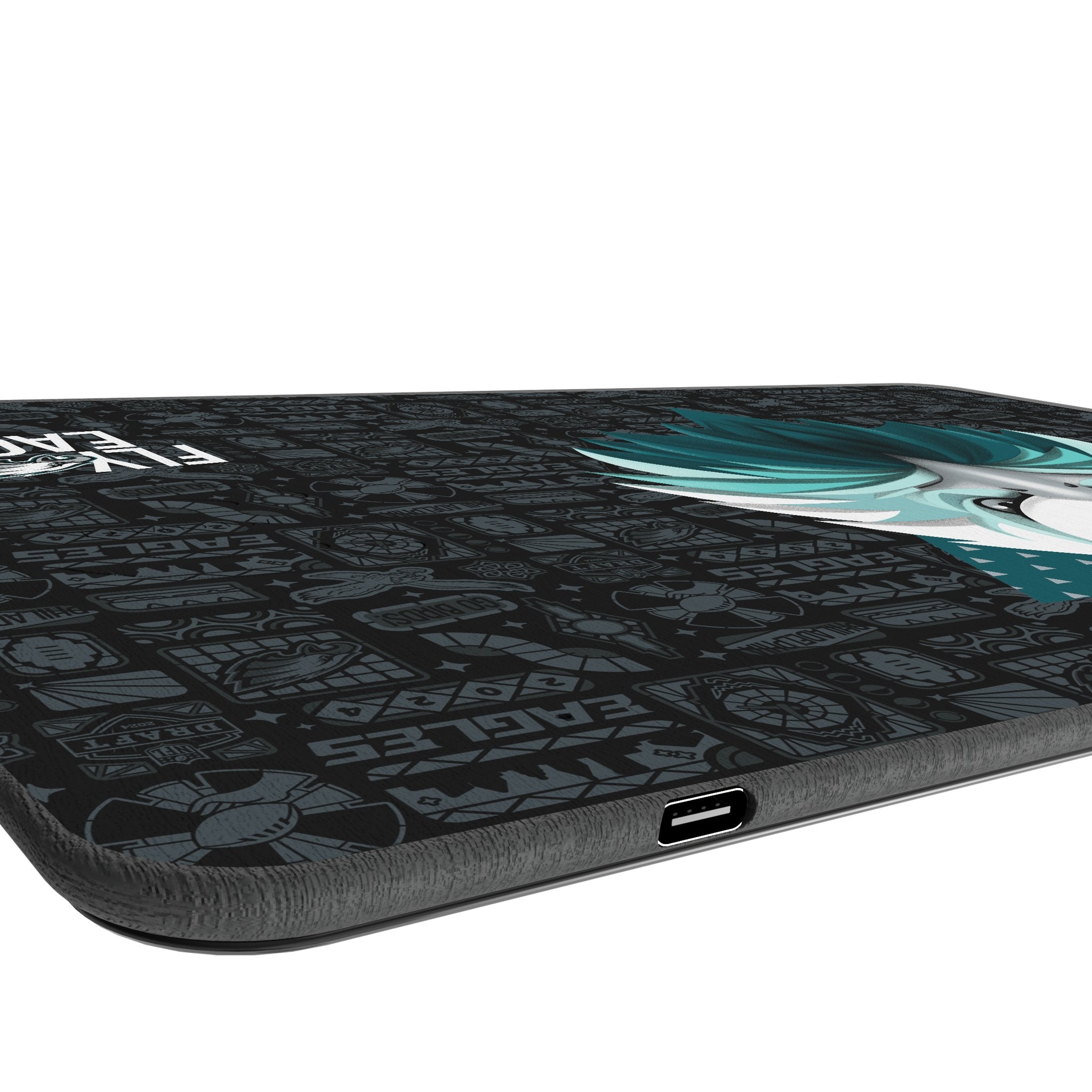 Philadelphia Eagles 2024 Edition 15-Watt Wireless Charger and Mouse Pad Port.Jpg