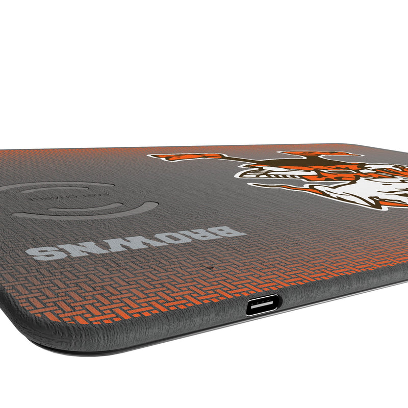 Cleveland Browns Historic Collection Linen 15-Watt Wireless Charger and Mouse Pad Port.Jpg