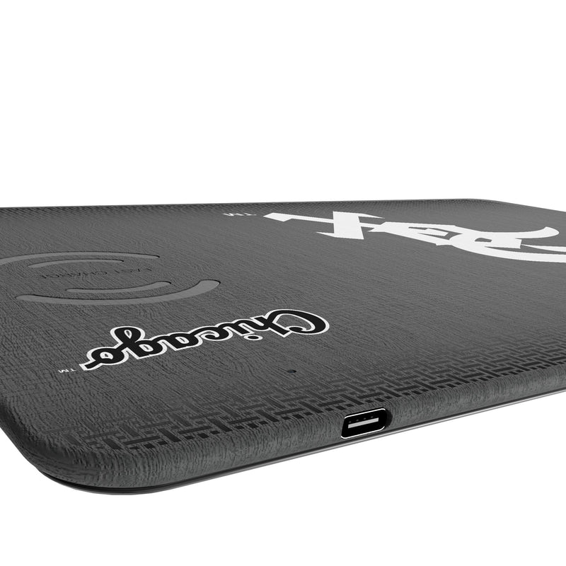 Chicago White Sox Linen 15-Watt Wireless Charger and Mouse Pad Port.Jpg