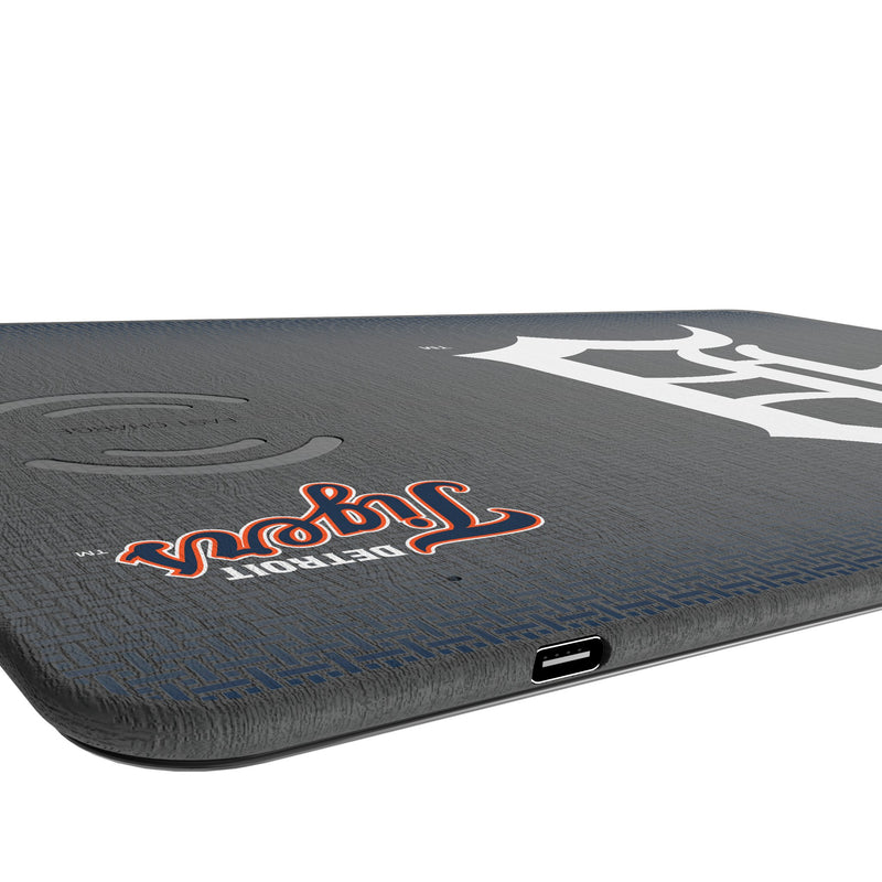 Detroit Tigers Linen 15-Watt Wireless Charger and Mouse Pad Port.Jpg