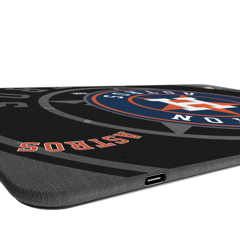Houston Astros Monocolor Tilt 15-Watt Wireless Charger and Mouse Pad Port.Jpg