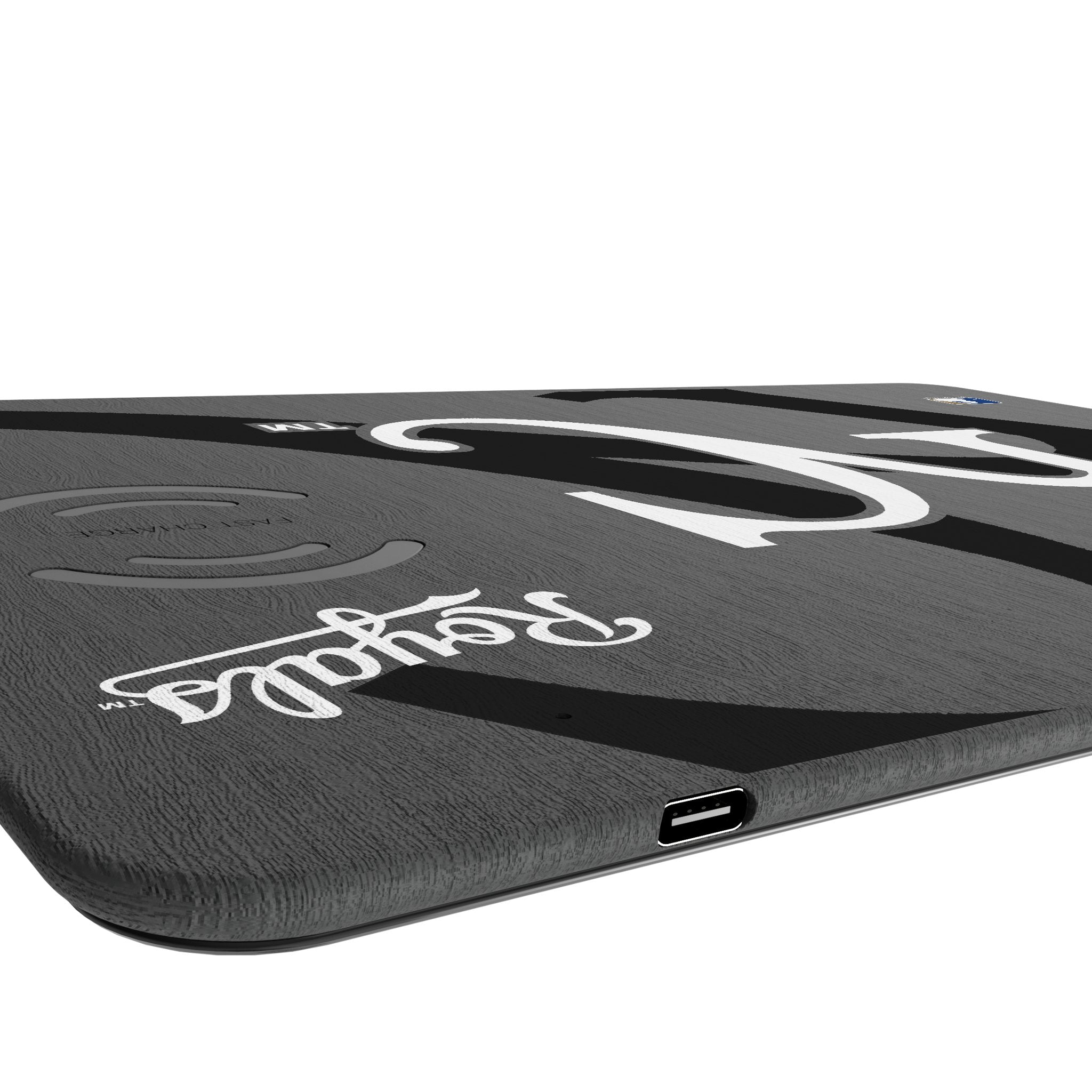 Kansas City Royals Monocolor Tilt 15-Watt Wireless Charger and Mouse Pad Port.Jpg