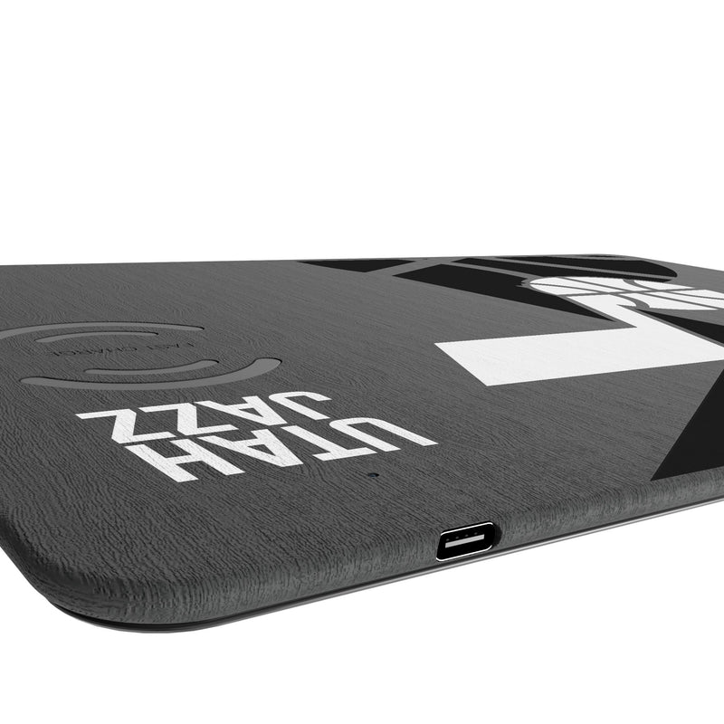 Utah Jazz Monocolor Tilt 15-Watt Wireless Charger and Mouse Pad Port.Jpg