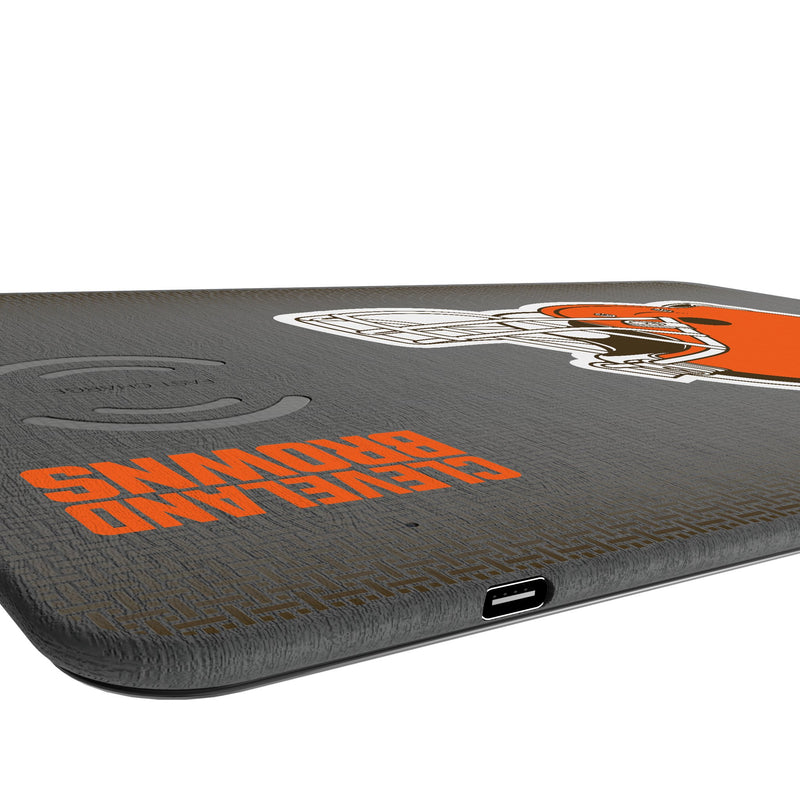 Cleveland Browns Linen 15-Watt Wireless Charger and Mouse Pad Port.Jpg