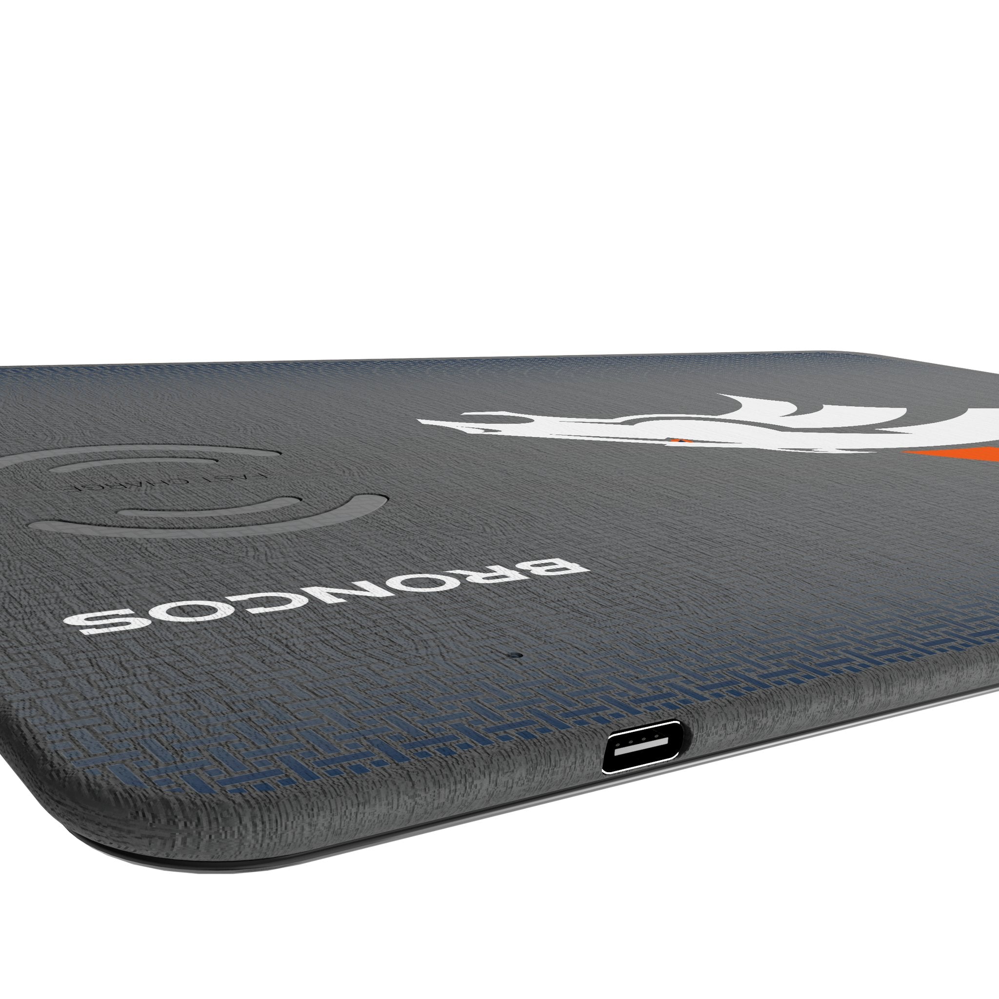 Denver Broncos Linen 15-Watt Wireless Charger and Mouse Pad Port.Jpg