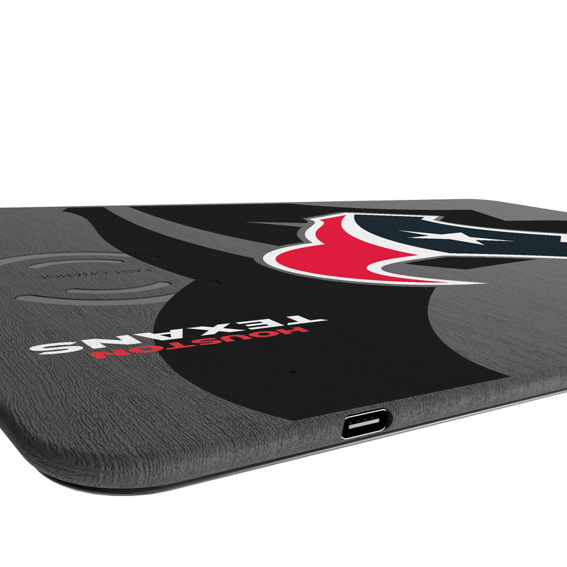 Houston Texans Monocolor Tilt 15-Watt Wireless Charger and Mouse Pad Port.Jpg