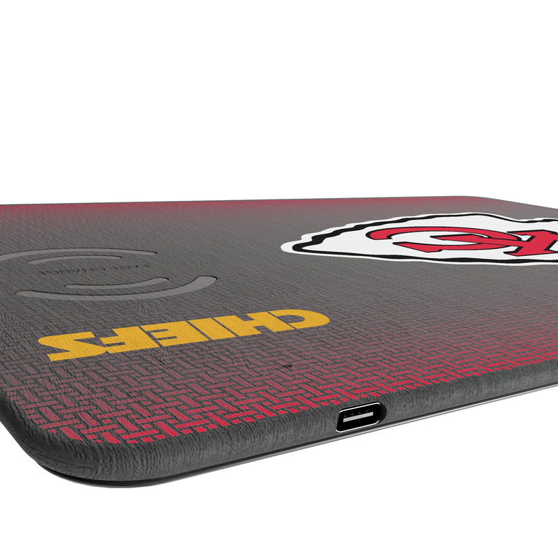 Kansas City Chiefs Linen 15-Watt Wireless Charger and Mouse Pad Port.Jpg