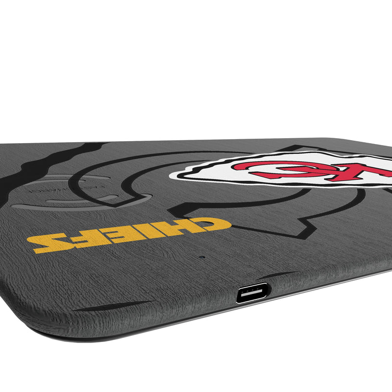 Kansas City Chiefs Monocolor Tilt 15-Watt Wireless Charger and Mouse Pad Port.Jpg