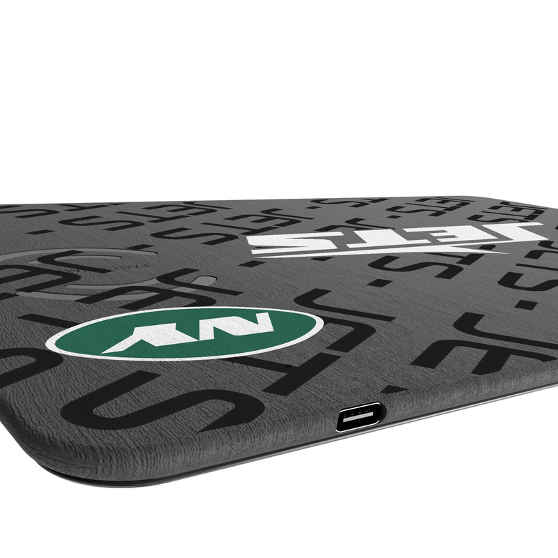 New York Jets Monocolor Tilt 15-Watt Wireless Charger and Mouse Pad Port.Jpg