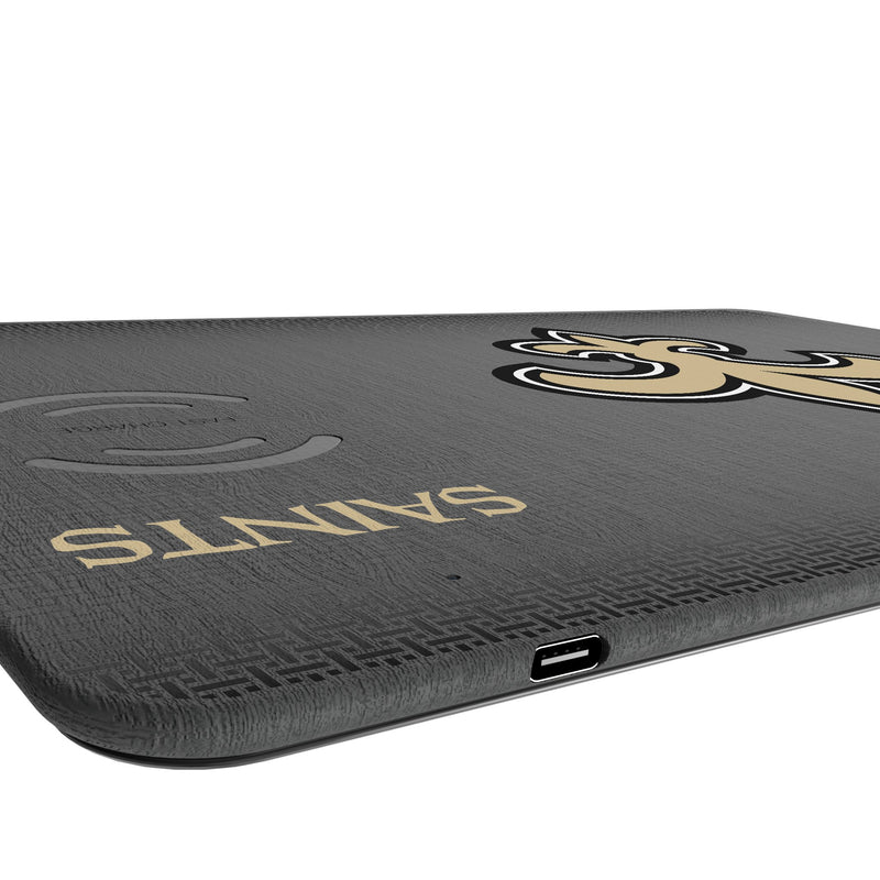 New Orleans Saints Linen 15-Watt Wireless Charger and Mouse Pad Port.Jpg