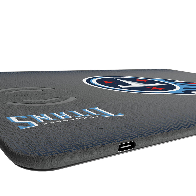 Tennessee Titans Linen 15-Watt Wireless Charger and Mouse Pad Port.Jpg